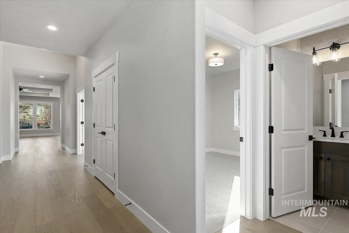 6614 N Good Dr, Eagle, Idaho 83629, 3 Bedrooms, 2 Bathrooms, Residential For Sale, Price $649,880,MLS 98977974