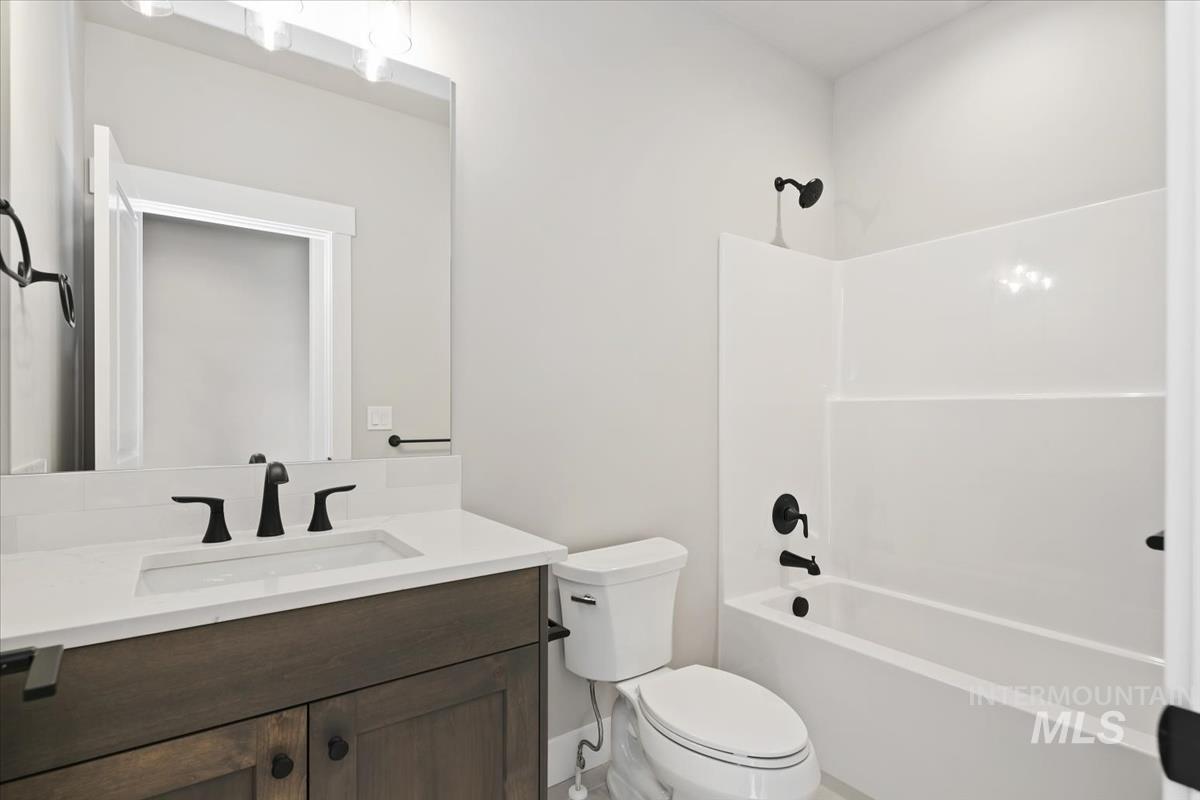 6614 N Good Dr, Eagle, Idaho 83629, 3 Bedrooms, 2 Bathrooms, Residential For Sale, Price $649,880,MLS 98977974