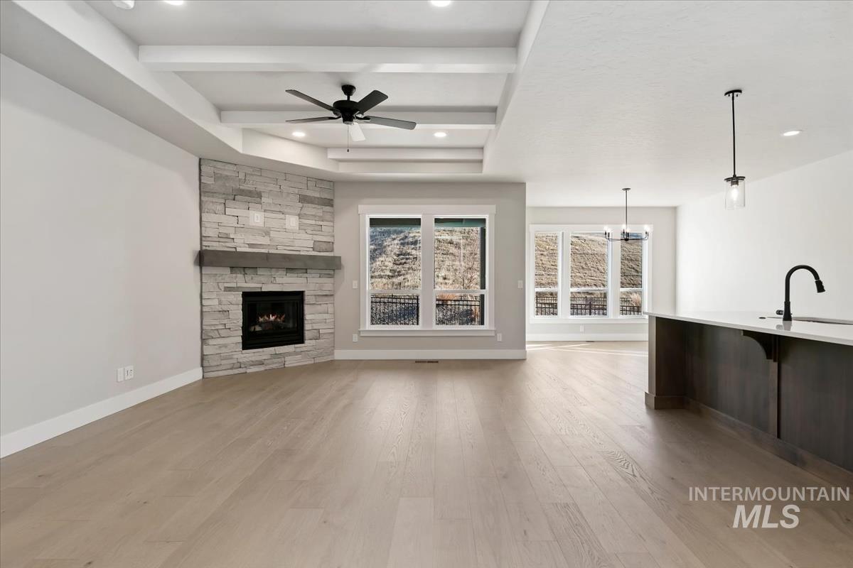 6614 N Good Dr, Eagle, Idaho 83629, 3 Bedrooms, 2 Bathrooms, Residential For Sale, Price $649,880,MLS 98977974