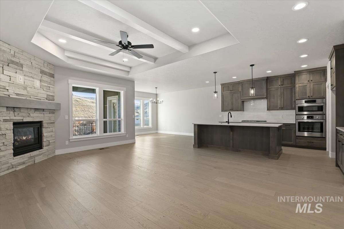 6614 N Good Dr, Eagle, Idaho 83629, 3 Bedrooms, 2 Bathrooms, Residential For Sale, Price $649,880,MLS 98977974