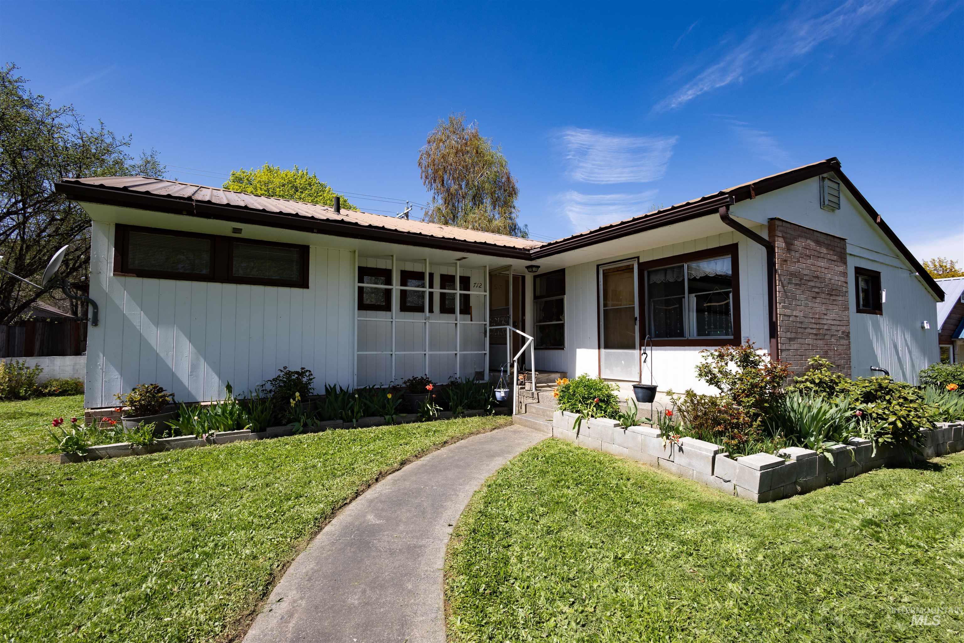 712 Hill St, Kamiah, Idaho 83536, 3 Bedrooms, 2 Bathrooms, Residential For Sale, Price $299,900,MLS 98977975