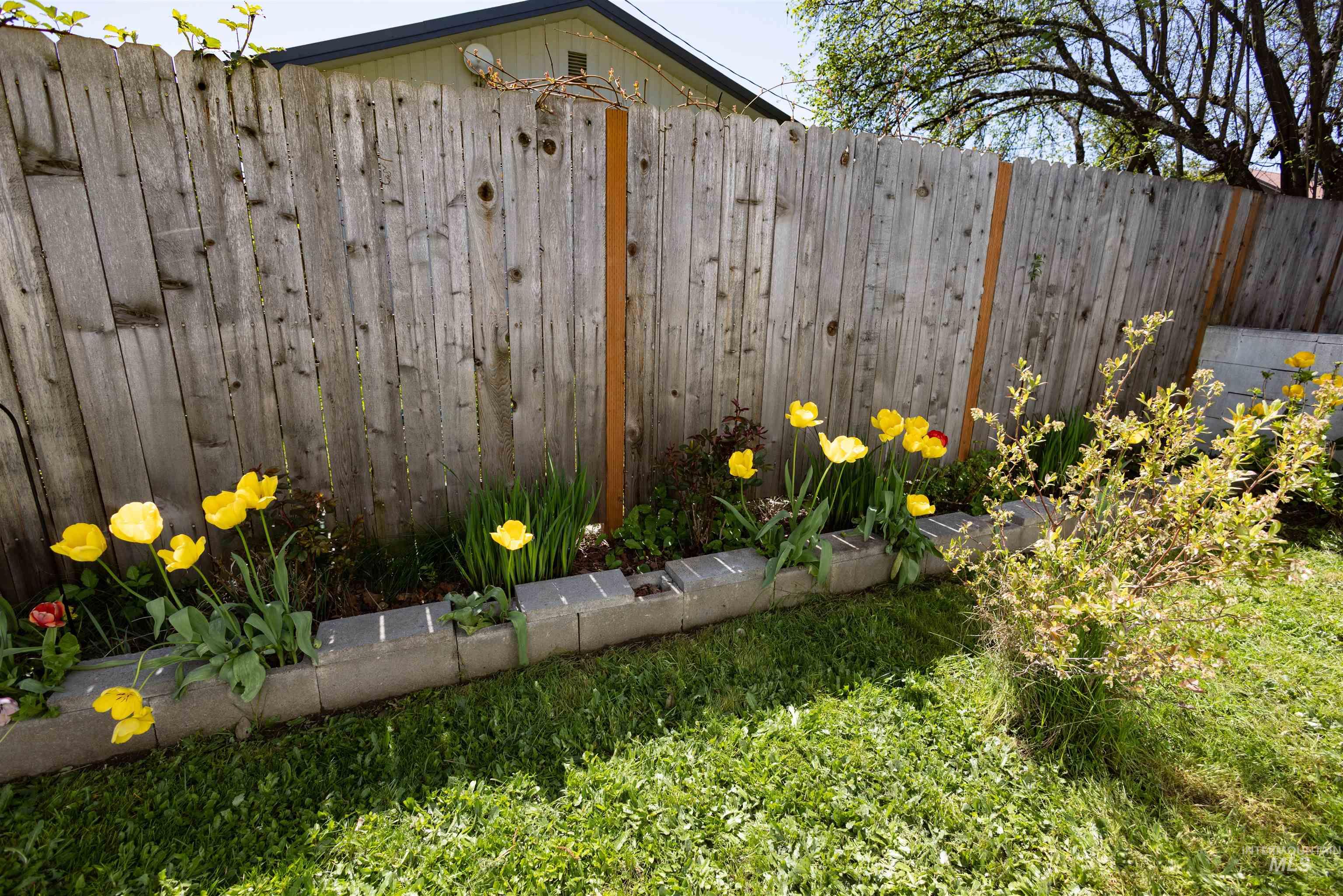 712 Hill St, Kamiah, Idaho 83536, 3 Bedrooms, 2 Bathrooms, Residential For Sale, Price $299,900,MLS 98977975