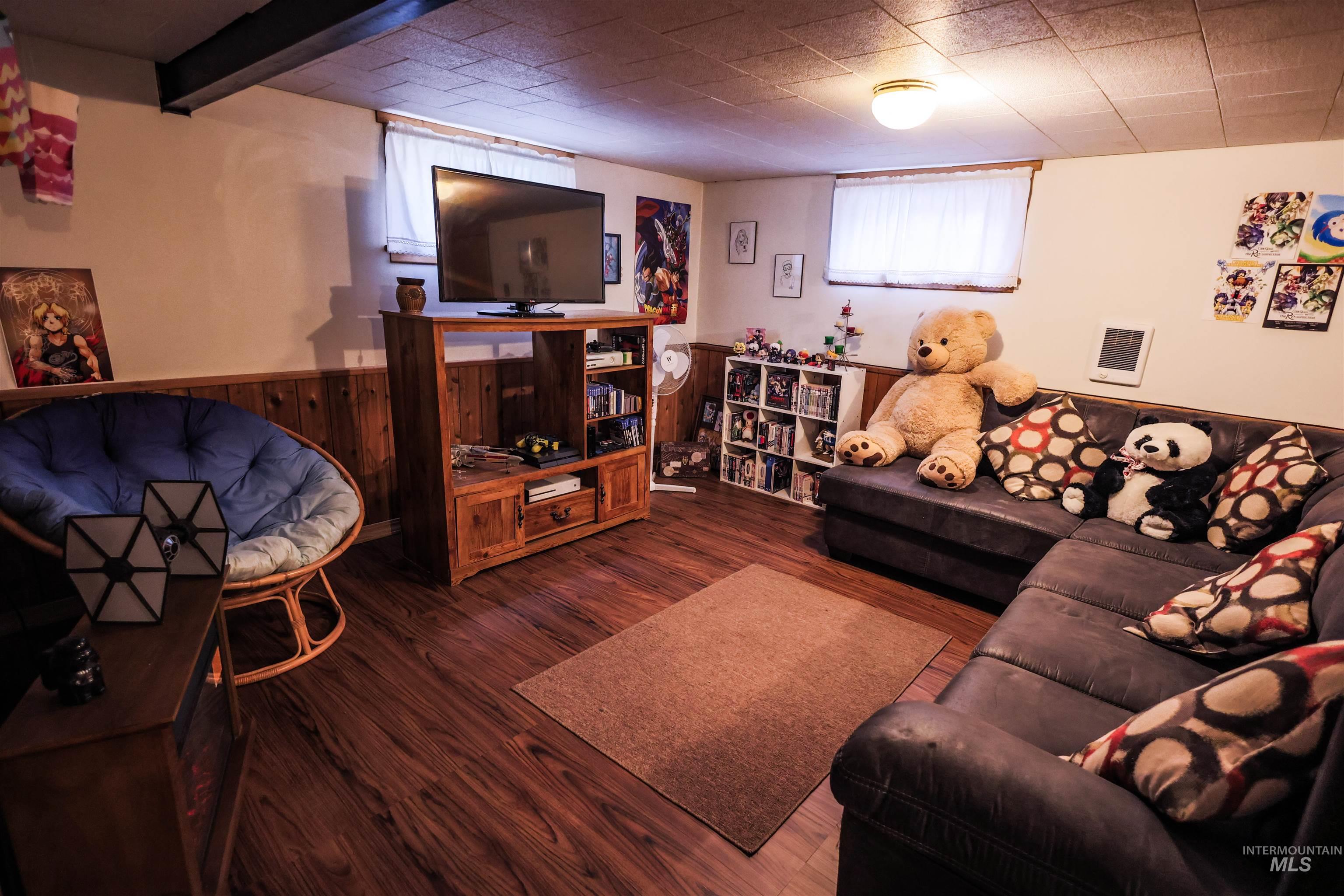 712 Hill St, Kamiah, Idaho 83536, 3 Bedrooms, 2 Bathrooms, Residential For Sale, Price $299,900,MLS 98977975