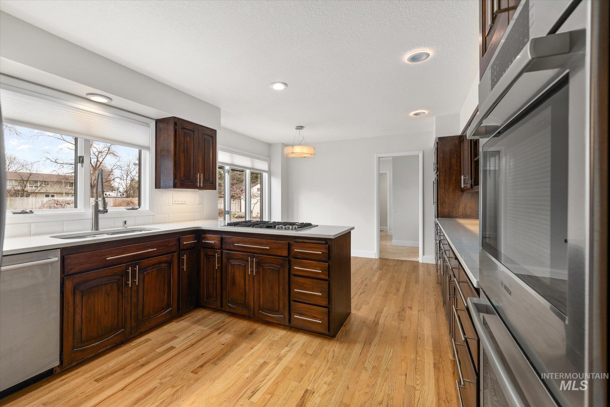 12445 W Ginger Creek, Boise, Idaho 83713, 5 Bedrooms, 4 Bathrooms, Residential For Sale, Price $1,324,900,MLS 98977979