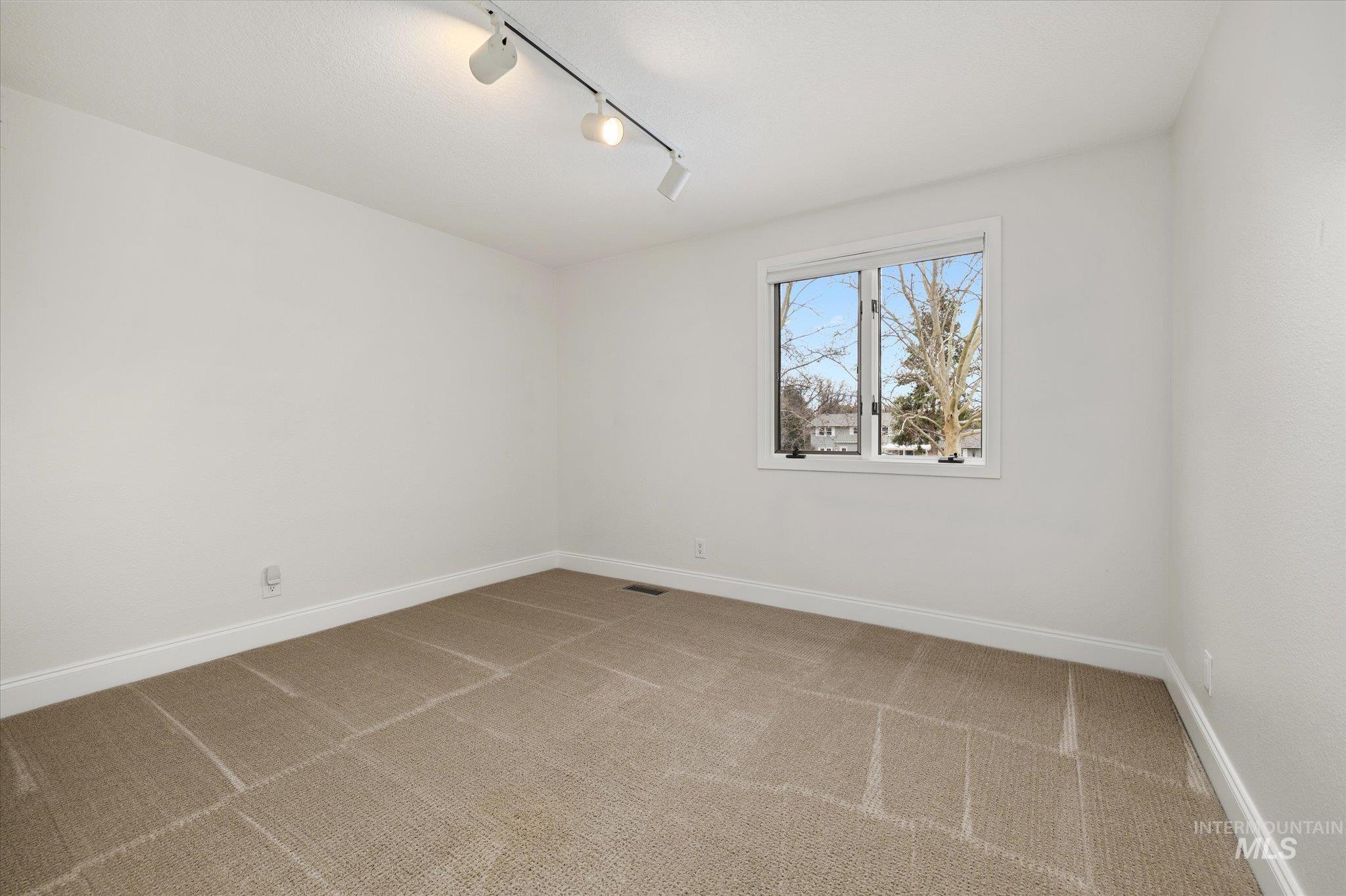 12445 W Ginger Creek, Boise, Idaho 83713, 5 Bedrooms, 4 Bathrooms, Residential For Sale, Price $1,324,900,MLS 98977979