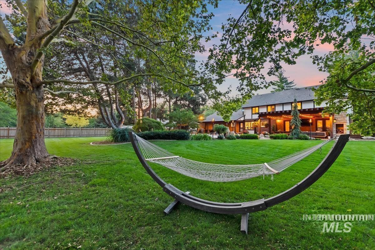 12445 W Ginger Creek, Boise, Idaho 83713, 5 Bedrooms, 4 Bathrooms, Residential For Sale, Price $1,324,900,MLS 98977979