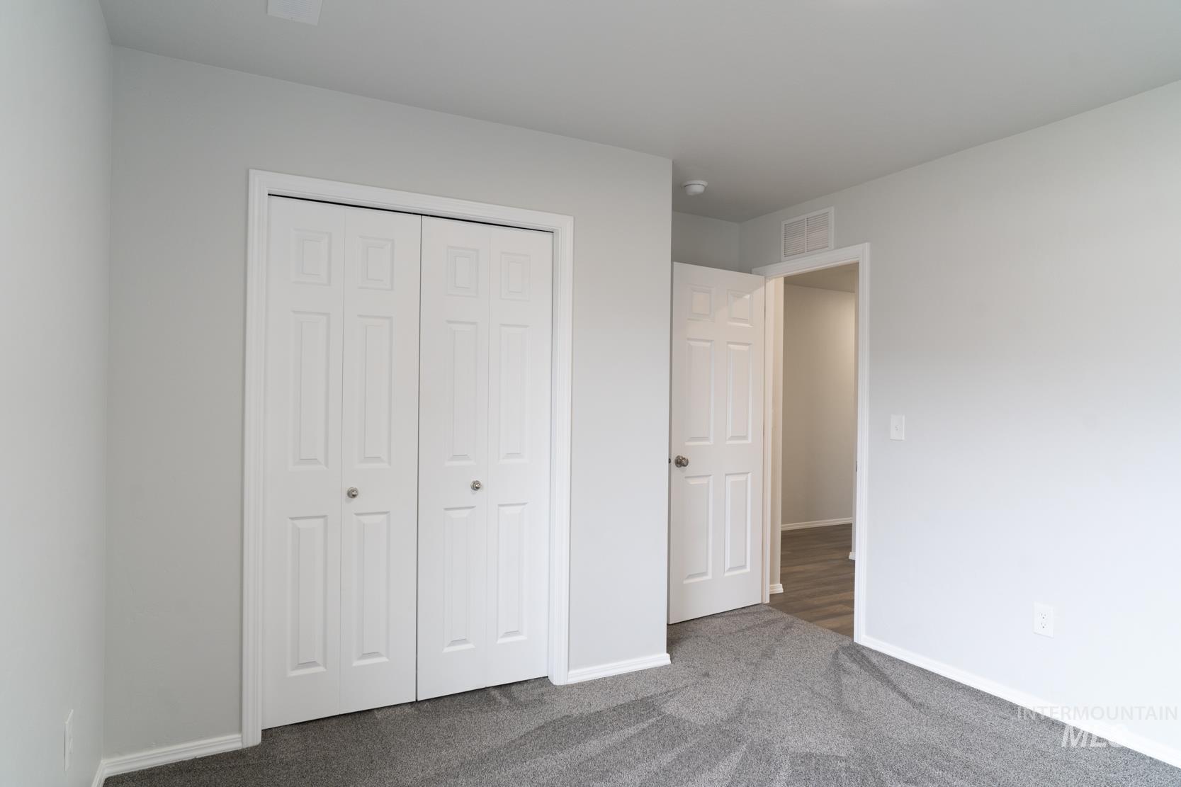 1281 W Buffalo River Dr, Meridian, Idaho 83642, 4 Bedrooms, 2 Bathrooms, Residential For Sale, Price $439,900,MLS 98977980