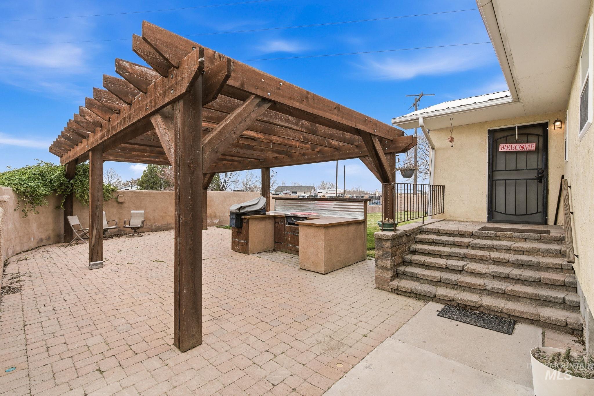 28656 Old Highway 30, Caldwell, Idaho 83607, 3 Bedrooms, 2 Bathrooms, Residential For Sale, Price $750,000,MLS 98977982