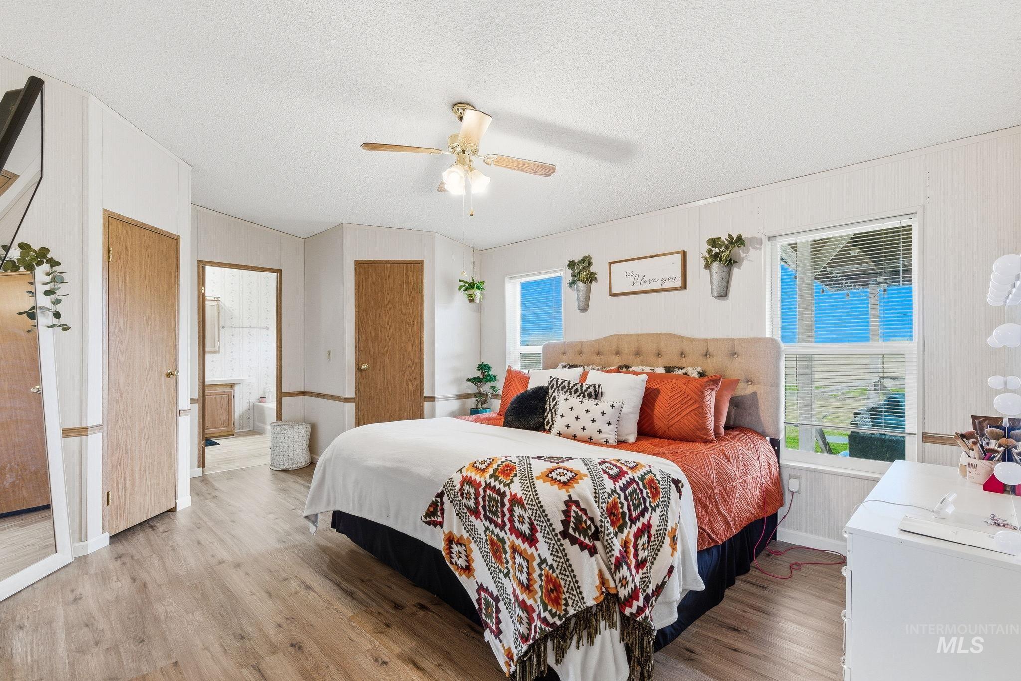 28656 Old Highway 30, Caldwell, Idaho 83607, 3 Bedrooms, 2 Bathrooms, Residential For Sale, Price $750,000,MLS 98977982