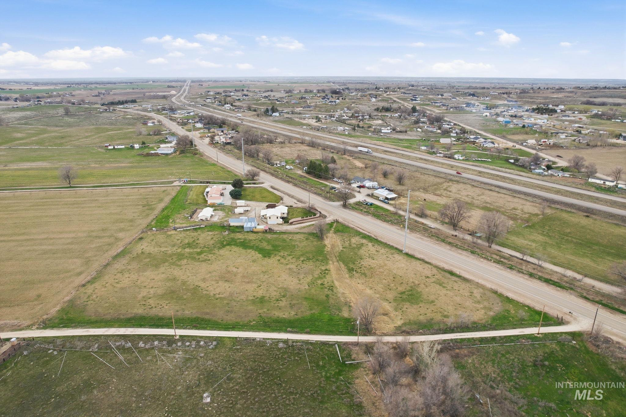 28656 Old Highway 30, Caldwell, Idaho 83607, 3 Bedrooms, 2 Bathrooms, Residential For Sale, Price $750,000,MLS 98977982