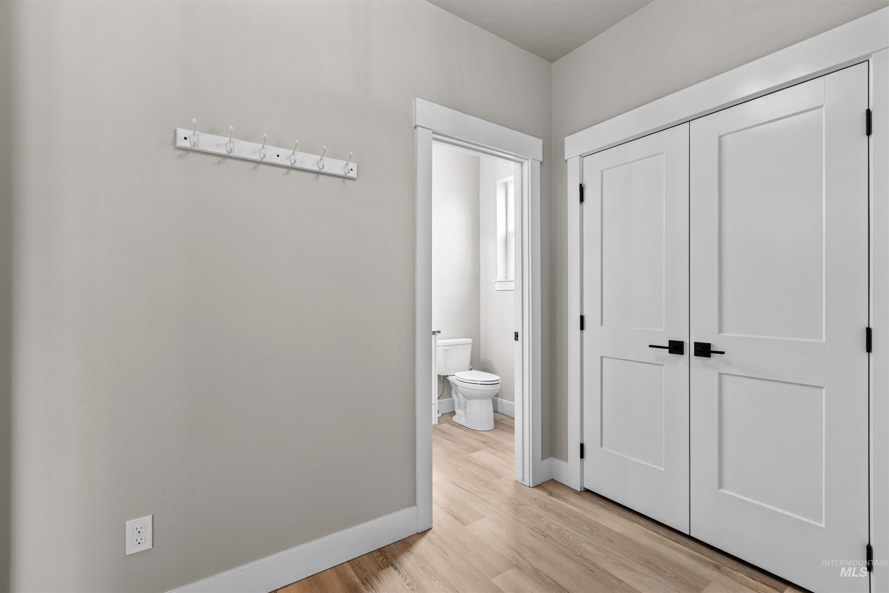 10402 W Shields Ave, Boise, Idaho 83714, 3 Bedrooms, 2.5 Bathrooms, Residential For Sale, Price $605,000,MLS 98977985