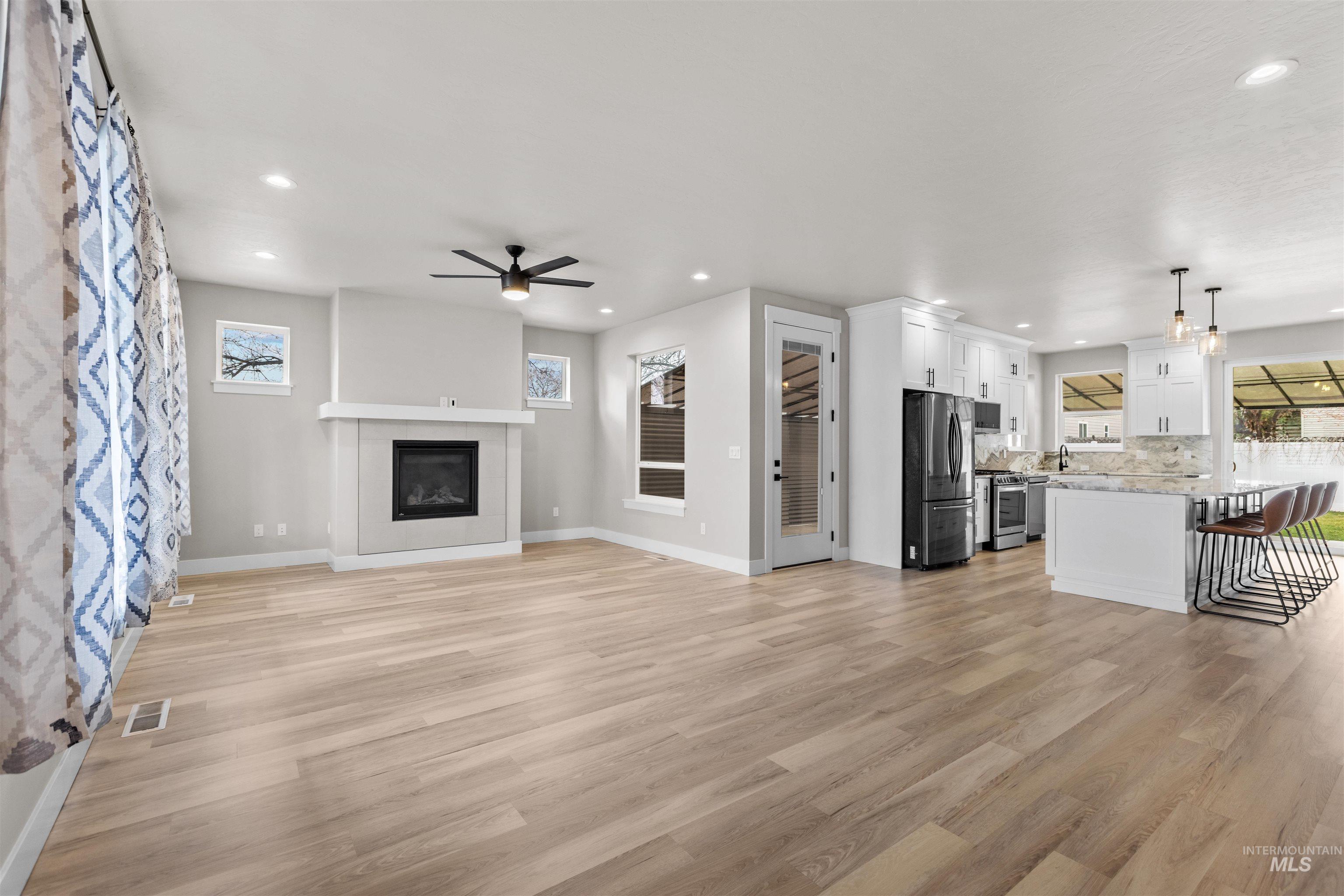 10402 W Shields Ave, Boise, Idaho 83714, 3 Bedrooms, 2.5 Bathrooms, Residential For Sale, Price $605,000,MLS 98977985