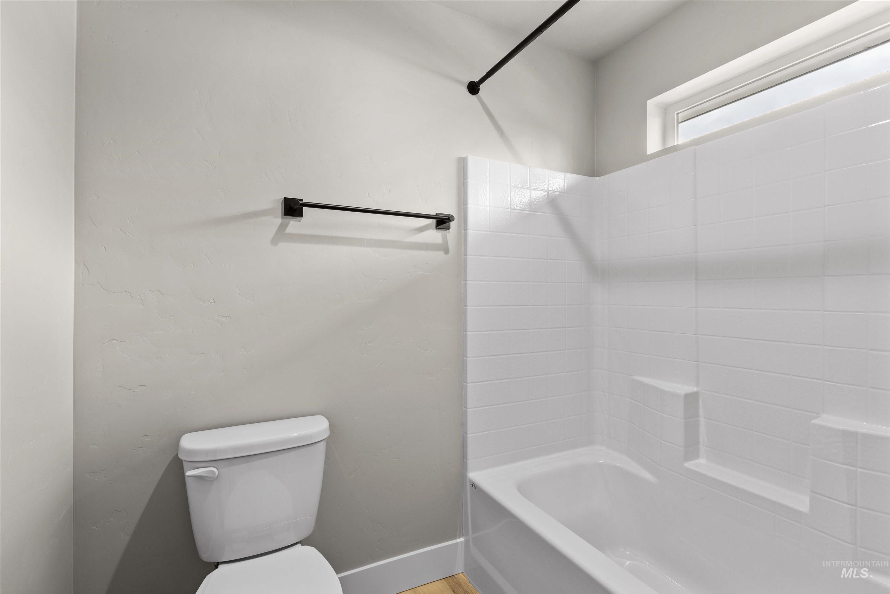 10402 W Shields Ave, Boise, Idaho 83714, 3 Bedrooms, 2.5 Bathrooms, Residential For Sale, Price $605,000,MLS 98977985