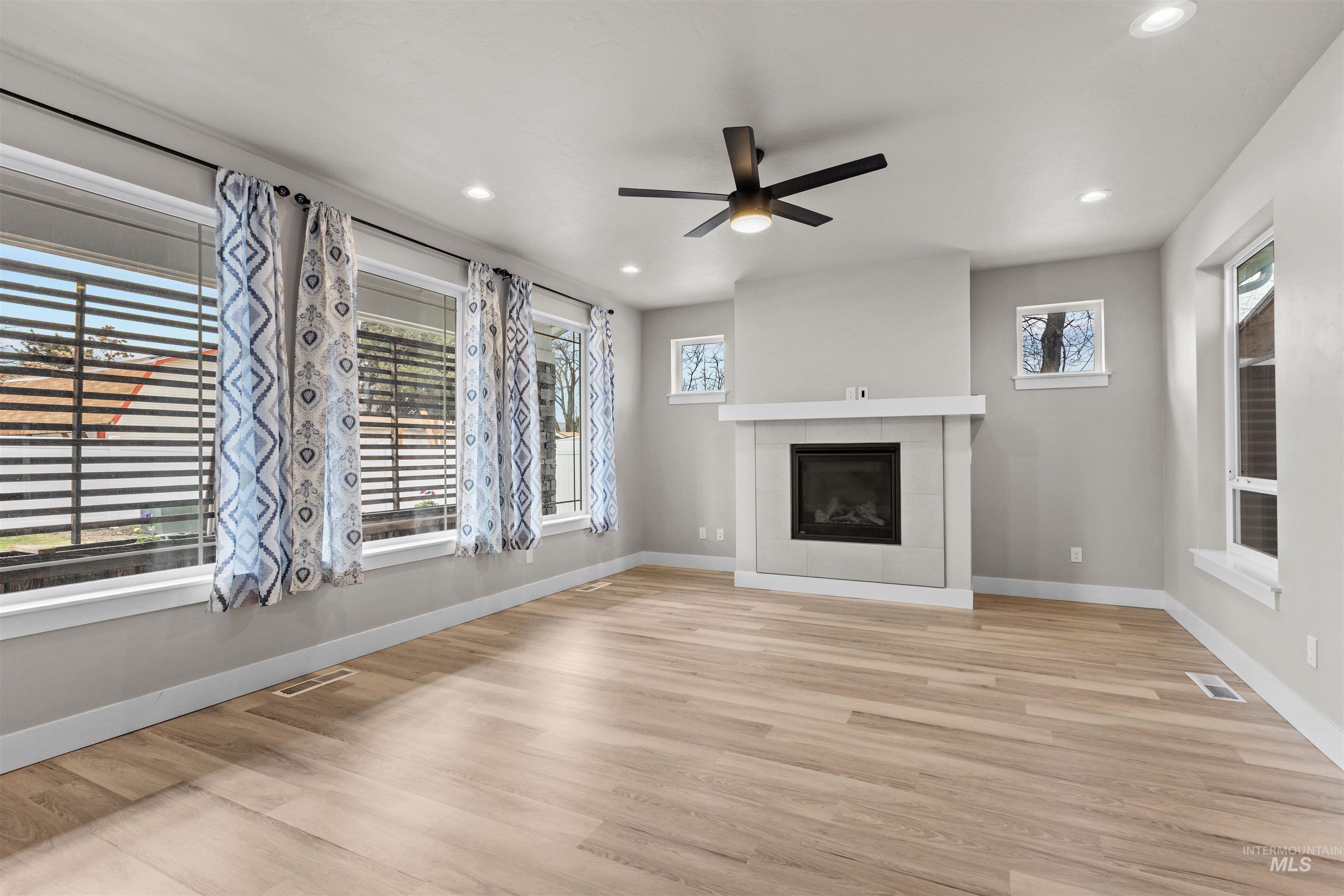 10402 W Shields Ave, Boise, Idaho 83714, 3 Bedrooms, 2.5 Bathrooms, Residential For Sale, Price $605,000,MLS 98977985