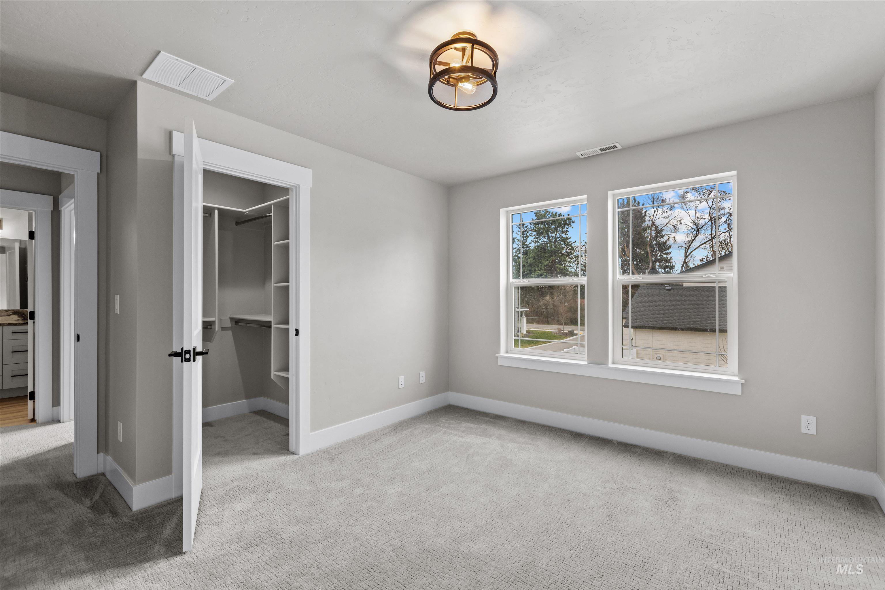 10402 W Shields Ave, Boise, Idaho 83714, 3 Bedrooms, 2.5 Bathrooms, Residential For Sale, Price $605,000,MLS 98977985