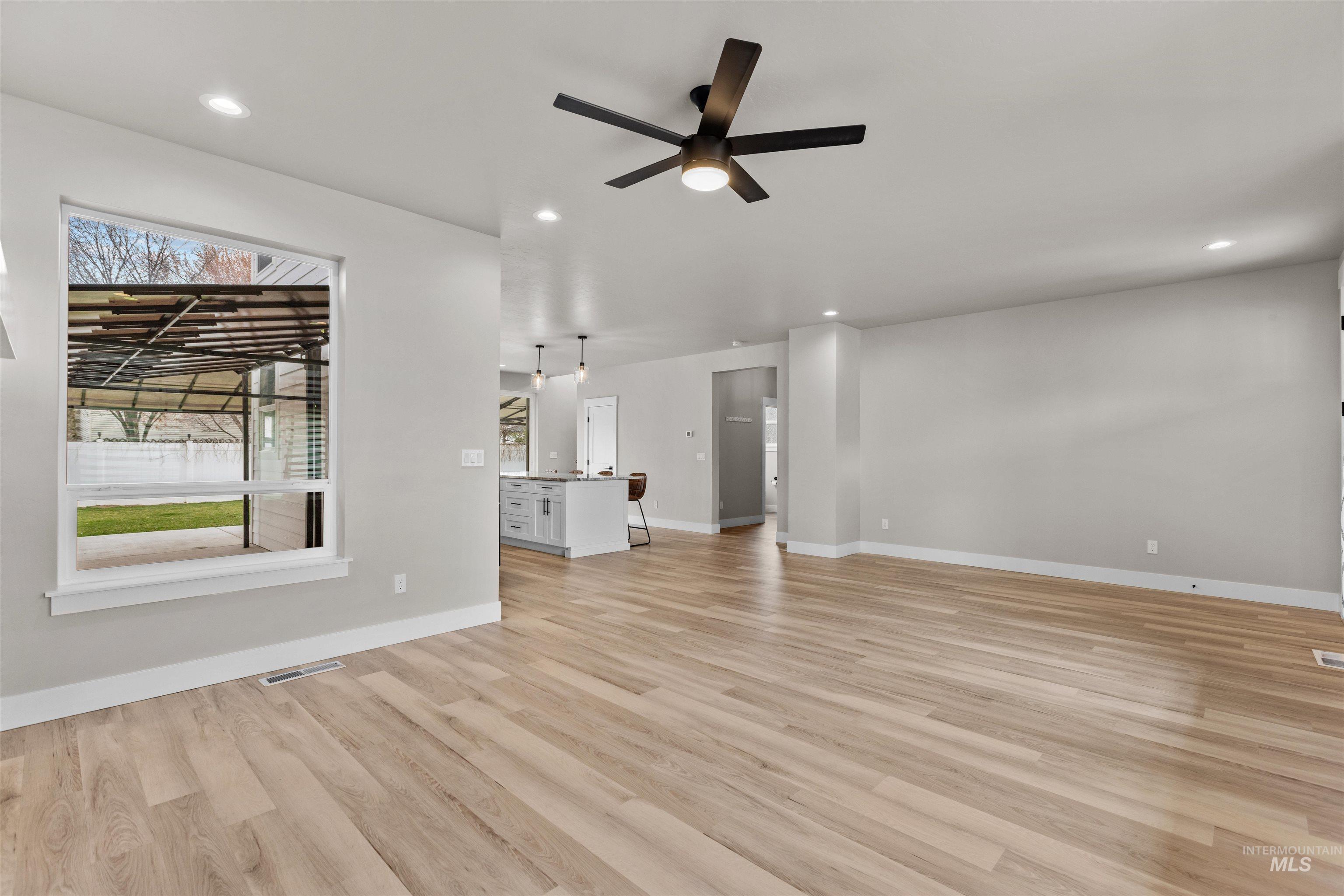 10402 W Shields Ave, Boise, Idaho 83714, 3 Bedrooms, 2.5 Bathrooms, Residential For Sale, Price $605,000,MLS 98977985