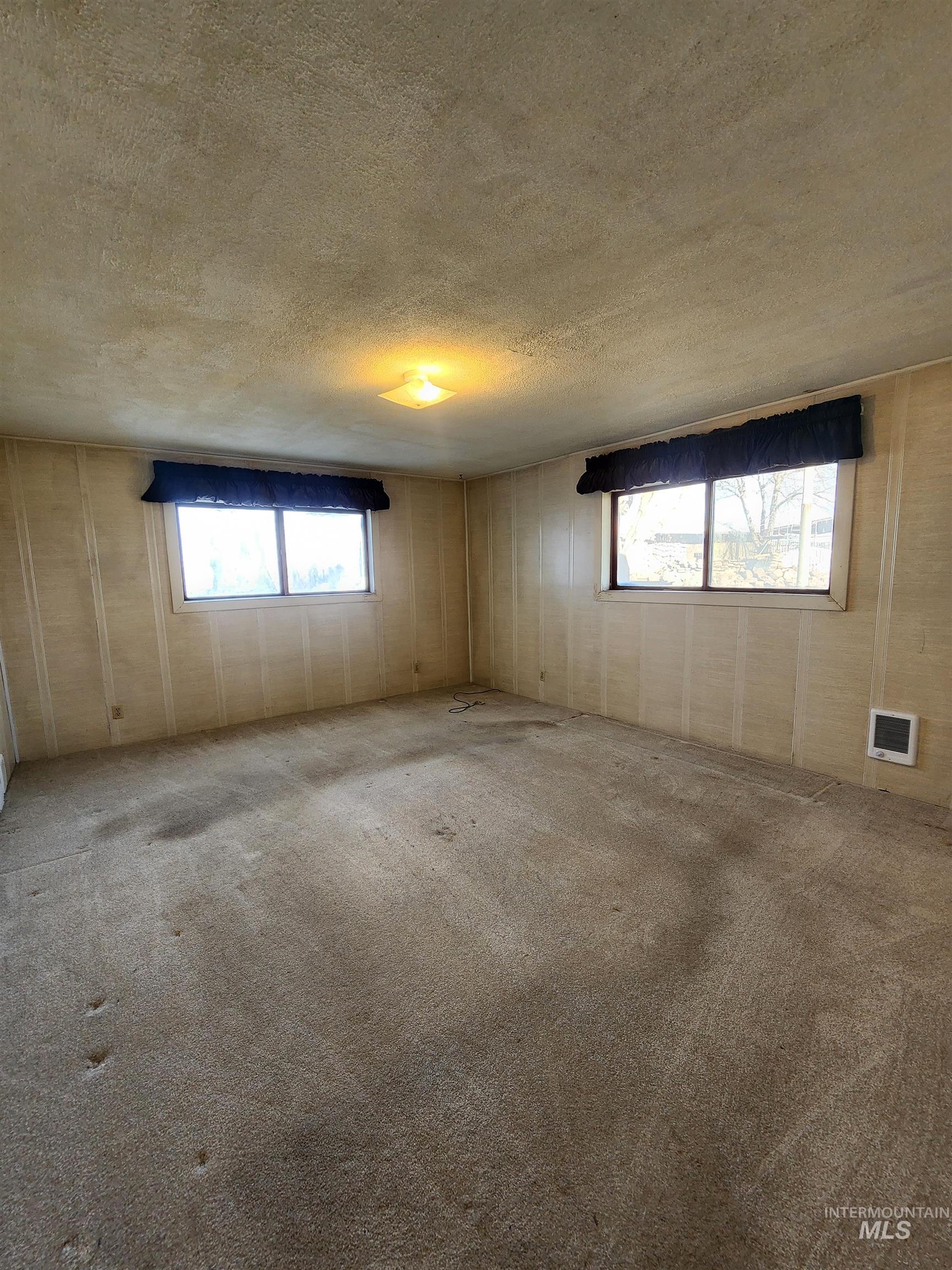 11382 W Desert Duck Ave, Mountain Home, Idaho 83647, 3 Bedrooms, 2 Bathrooms, Residential For Sale, Price $349,500,MLS 98977987