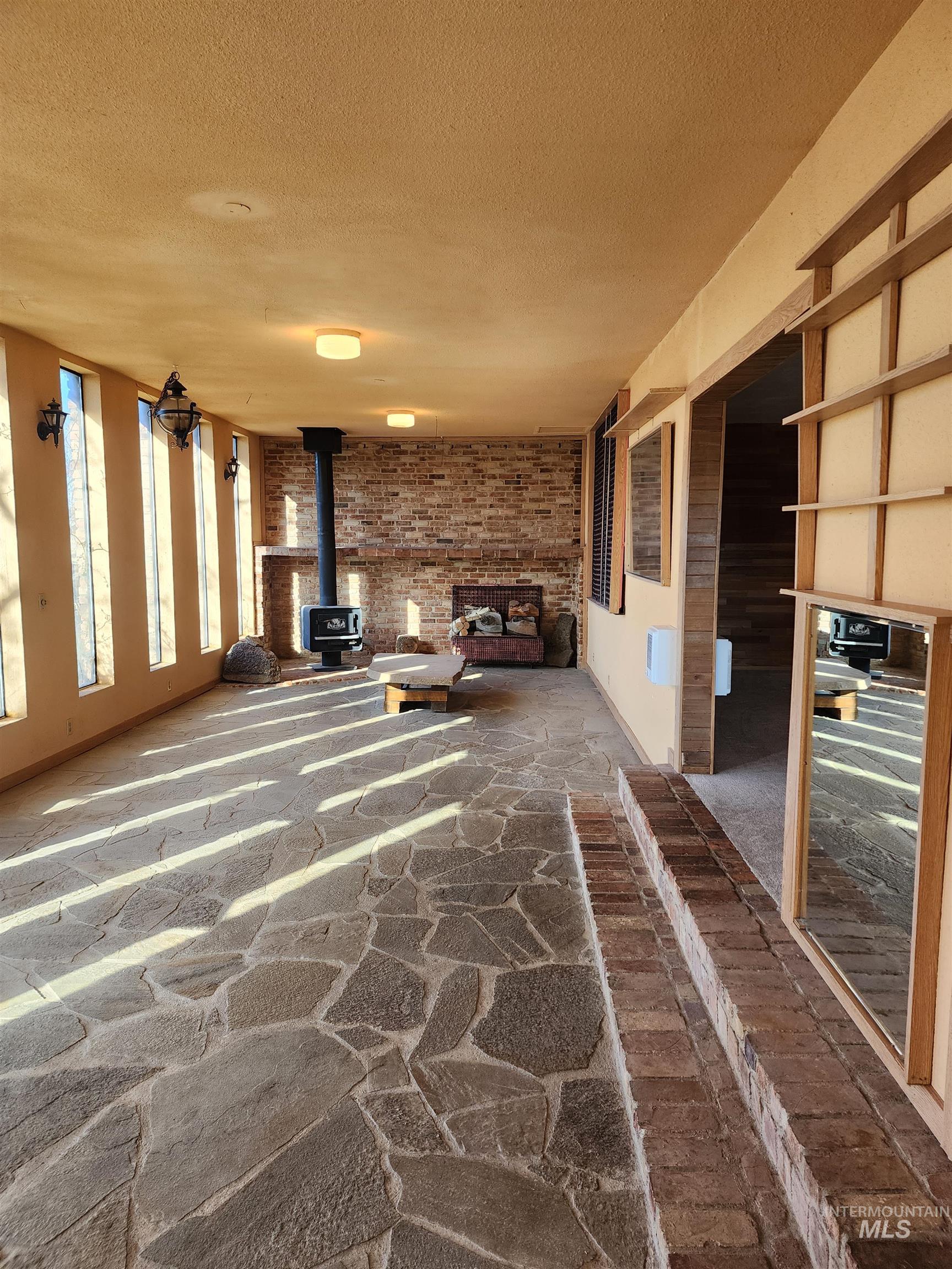 11382 W Desert Duck Ave, Mountain Home, Idaho 83647, 3 Bedrooms, 2 Bathrooms, Residential For Sale, Price $349,500,MLS 98977987