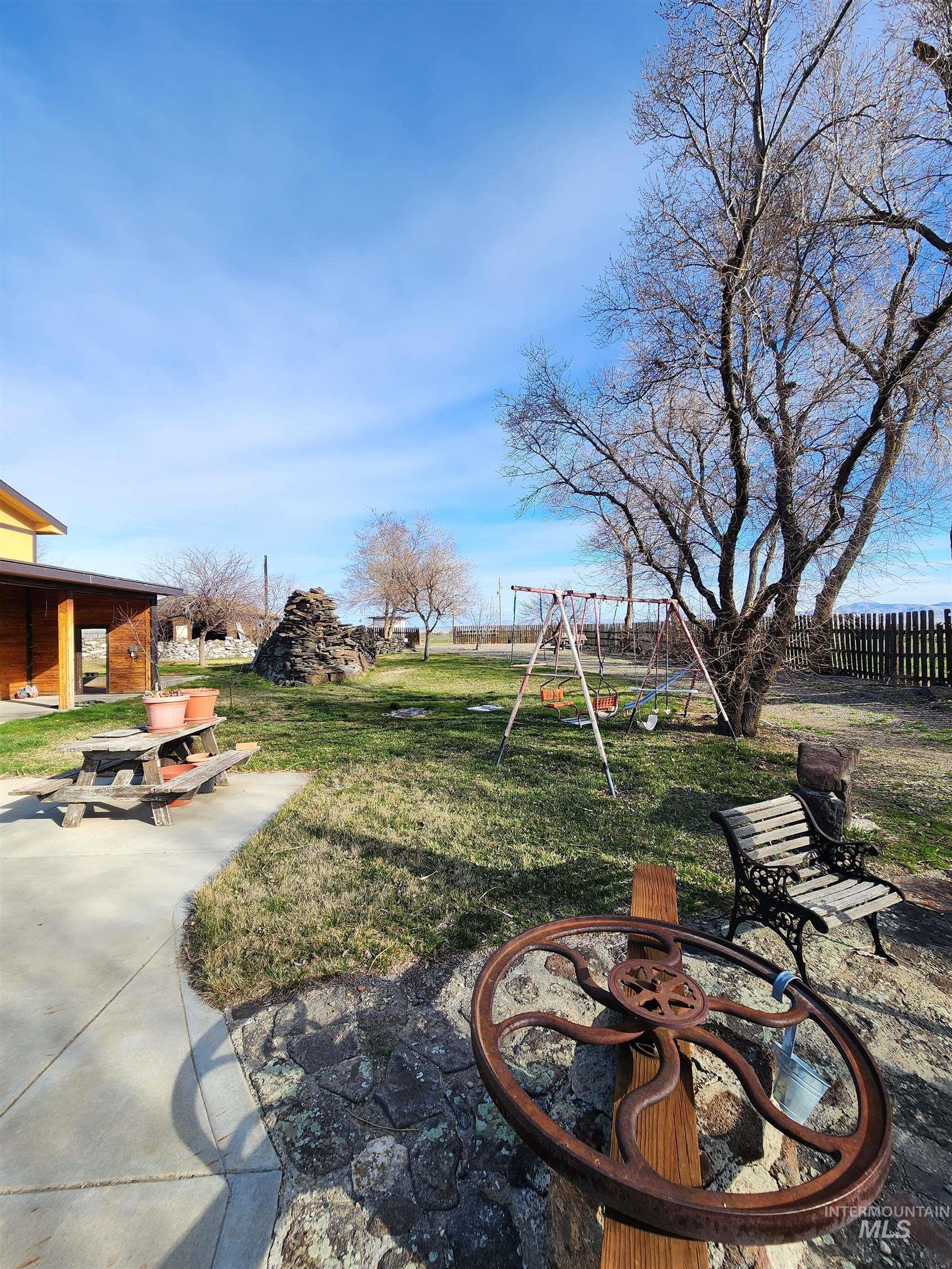 11382 W Desert Duck Ave, Mountain Home, Idaho 83647, 3 Bedrooms, 2 Bathrooms, Residential For Sale, Price $349,500,MLS 98977987