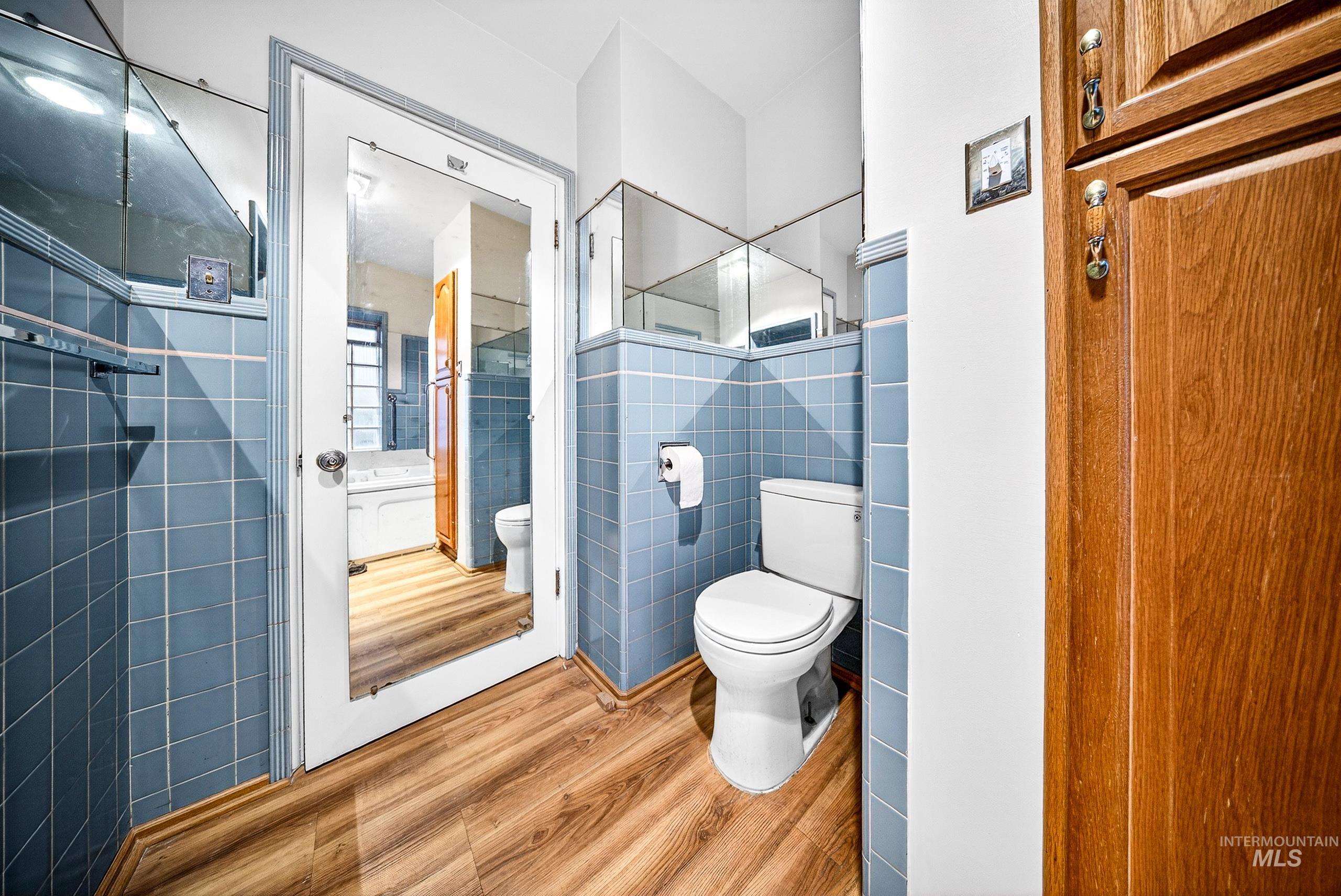 3322 N Mountain View Dr, Boise, Idaho 83704, 3 Bedrooms, 3 Bathrooms, Residential For Sale, Price $980,000,MLS 98977990