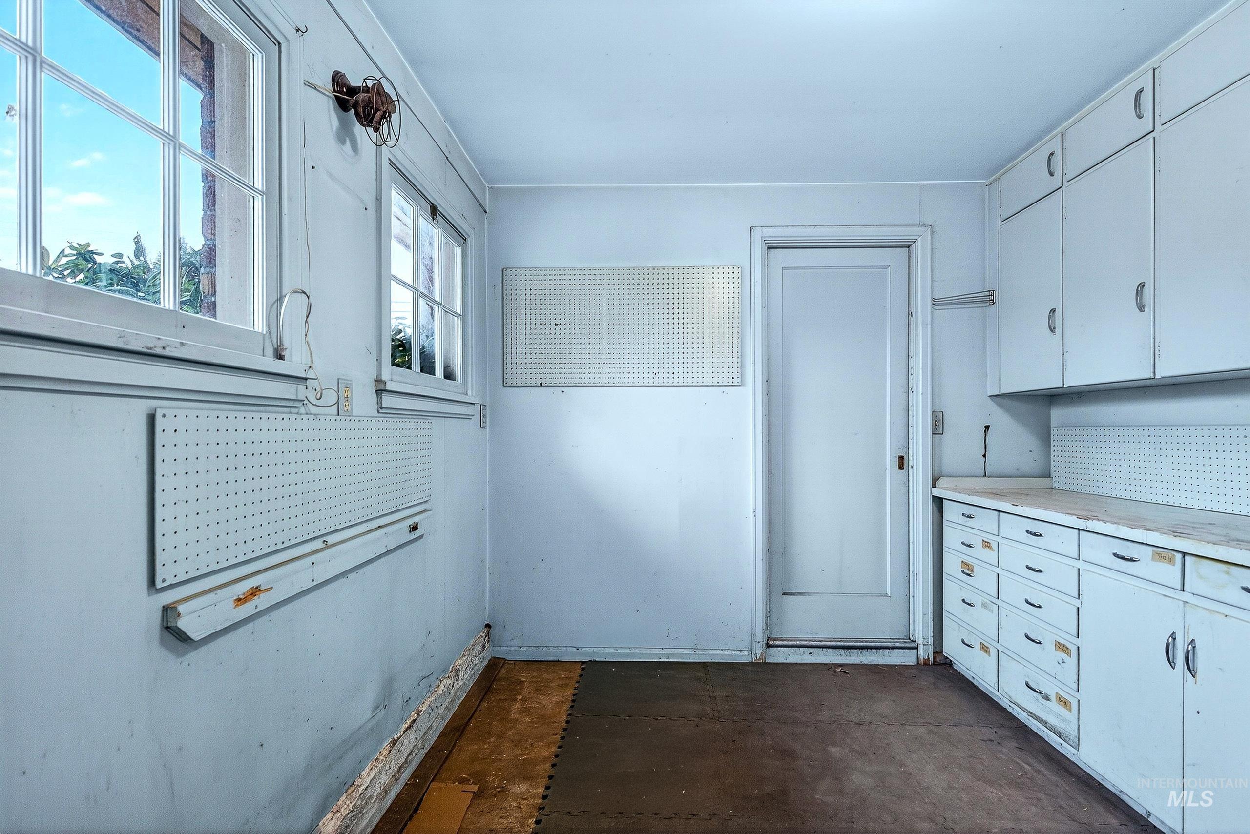 3322 N Mountain View Dr, Boise, Idaho 83704, 3 Bedrooms, 3 Bathrooms, Residential For Sale, Price $980,000,MLS 98977990