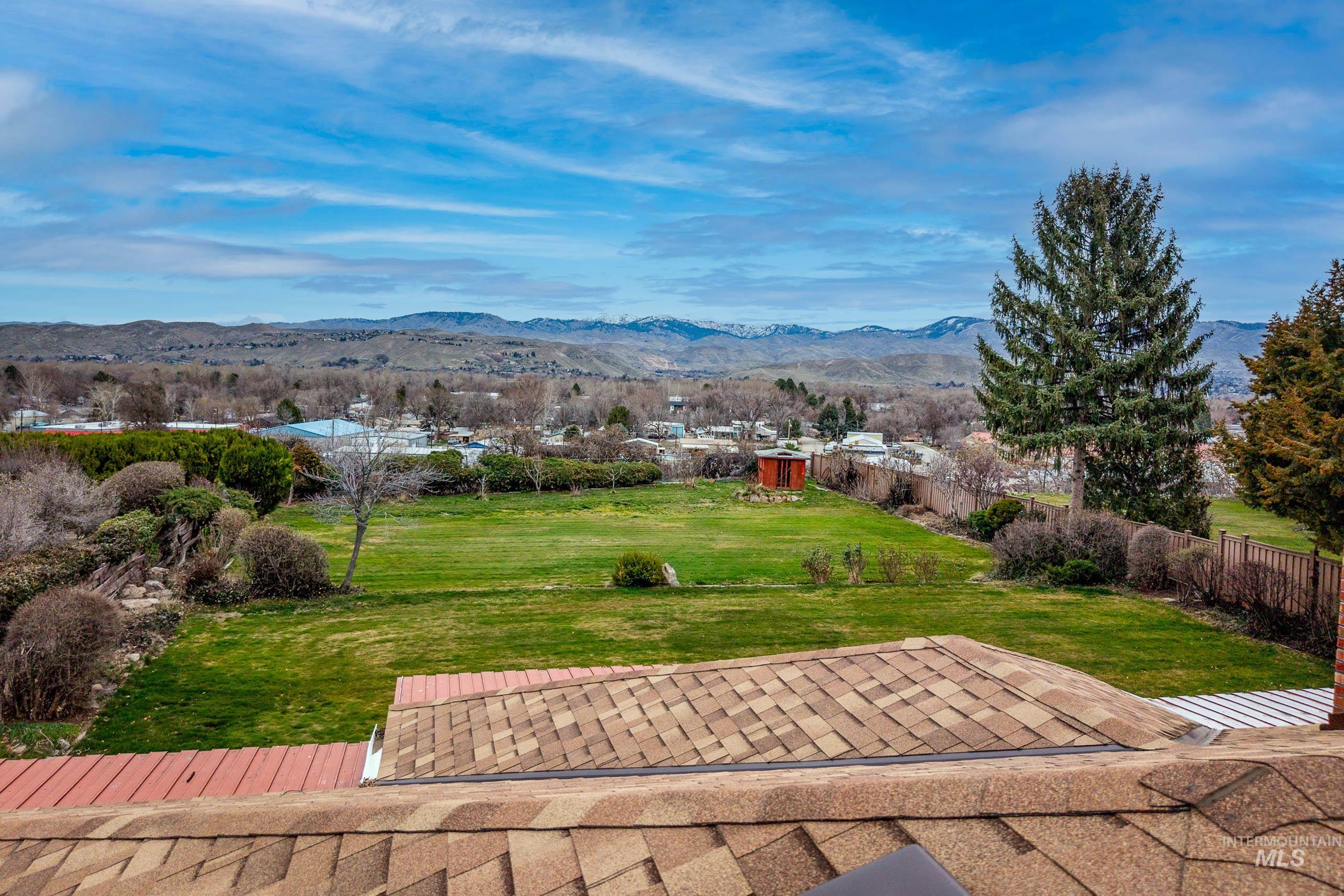 3322 N Mountain View Dr, Boise, Idaho 83704, 3 Bedrooms, 3 Bathrooms, Residential For Sale, Price $980,000,MLS 98977990