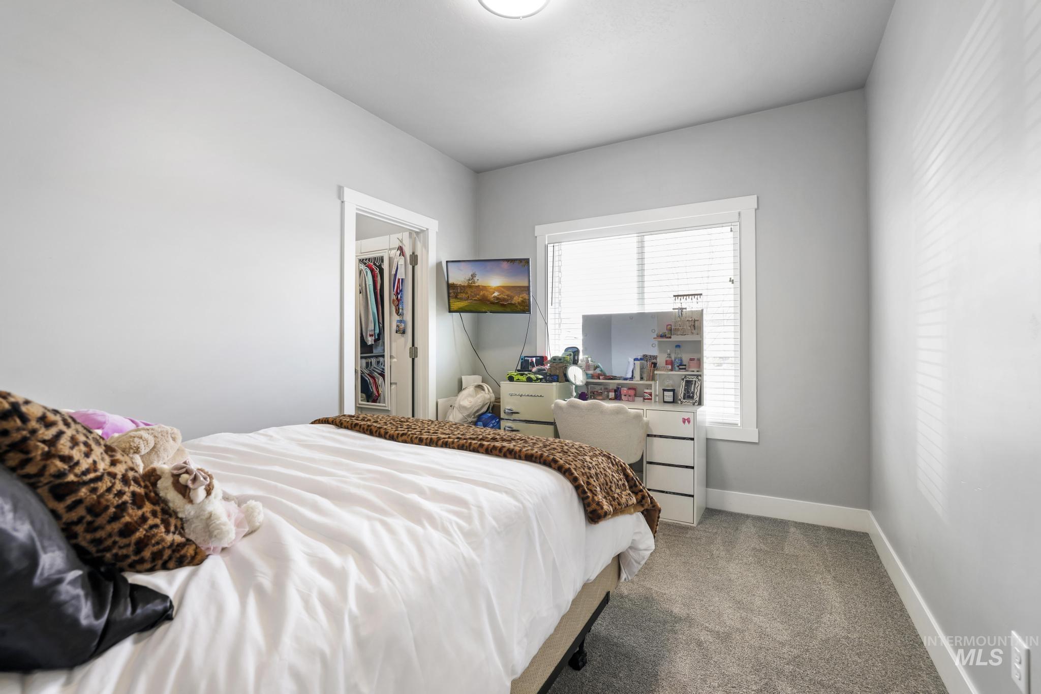 1393 Golden Pheasant Dr, Twin Falls, Idaho 83301, 3 Bedrooms, 2 Bathrooms, Residential For Sale, Price $435,000,MLS 98977991