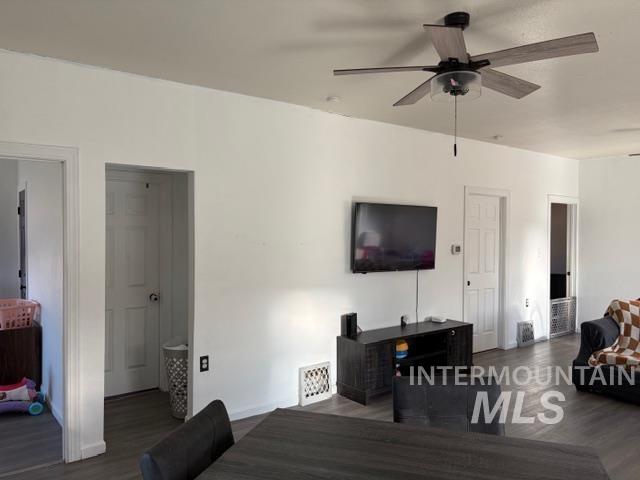 460 3rd Ave N, Twin Falls, Idaho 83301, 3 Bedrooms, 1 Bathroom, Residential For Sale, Price $274,000,MLS 98977992