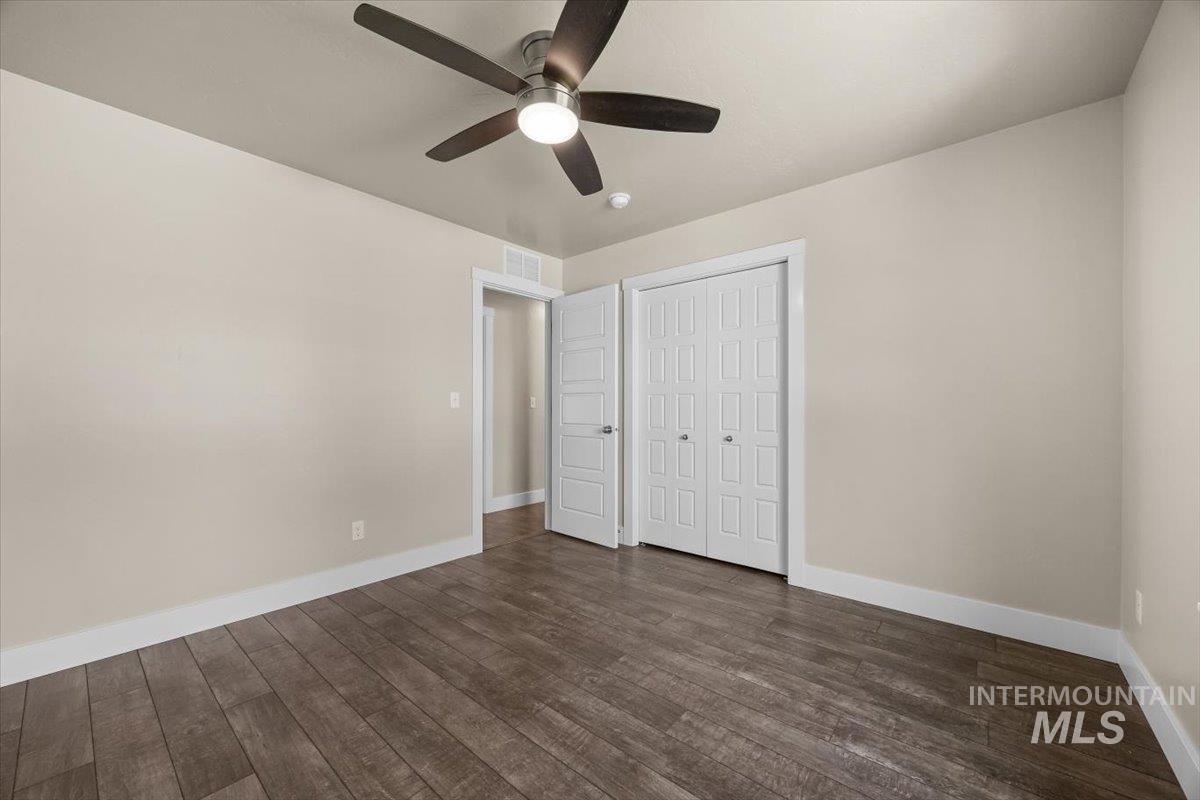 4991 N Sun Shimmer Ave, Meridian, Idaho 83646, 5 Bedrooms, 3 Bathrooms, Residential For Sale, Price $619,900,MLS 98977993