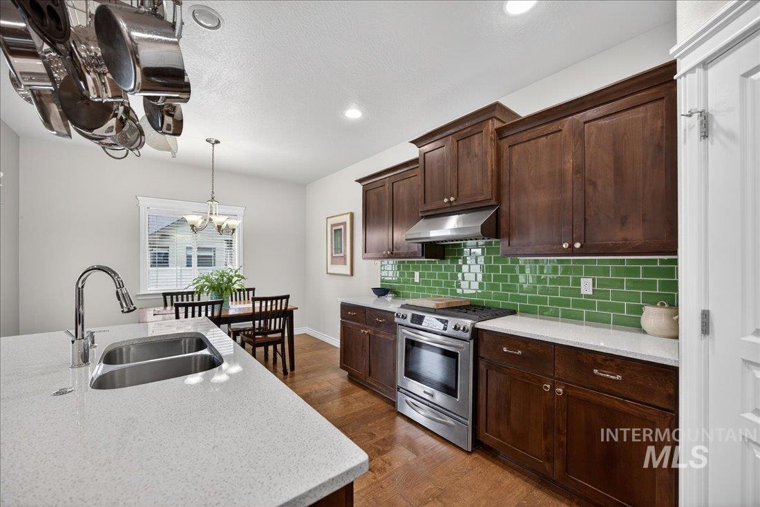 649 Lilac Street, Fruitland, Idaho 83619, 5 Bedrooms, 3 Bathrooms, Residential For Sale, Price $440,000,MLS 98977995