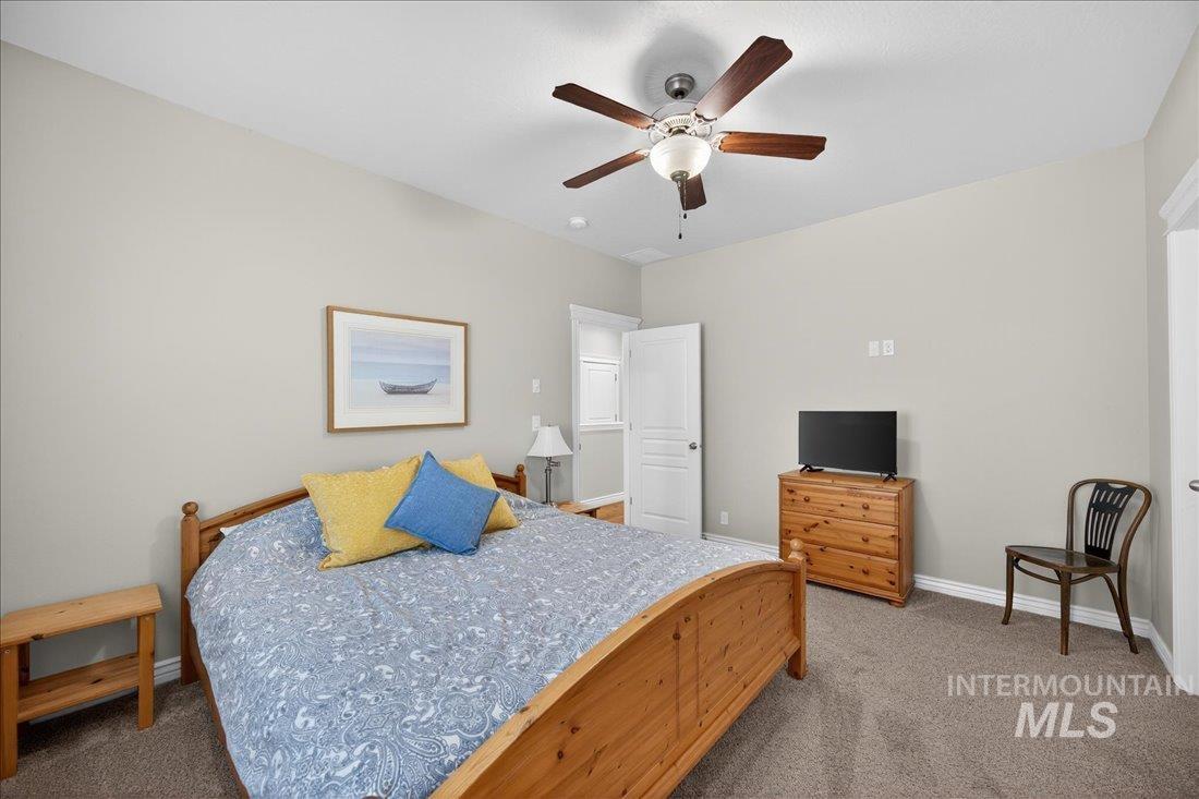 649 Lilac Street, Fruitland, Idaho 83619, 5 Bedrooms, 3 Bathrooms, Residential For Sale, Price $440,000,MLS 98977995