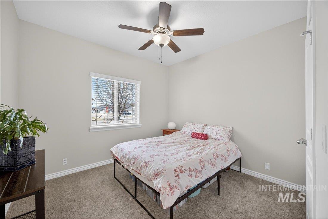 649 Lilac Street, Fruitland, Idaho 83619, 5 Bedrooms, 3 Bathrooms, Residential For Sale, Price $440,000,MLS 98977995