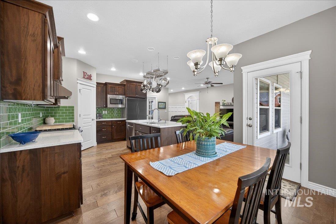 649 Lilac Street, Fruitland, Idaho 83619, 5 Bedrooms, 3 Bathrooms, Residential For Sale, Price $440,000,MLS 98977995