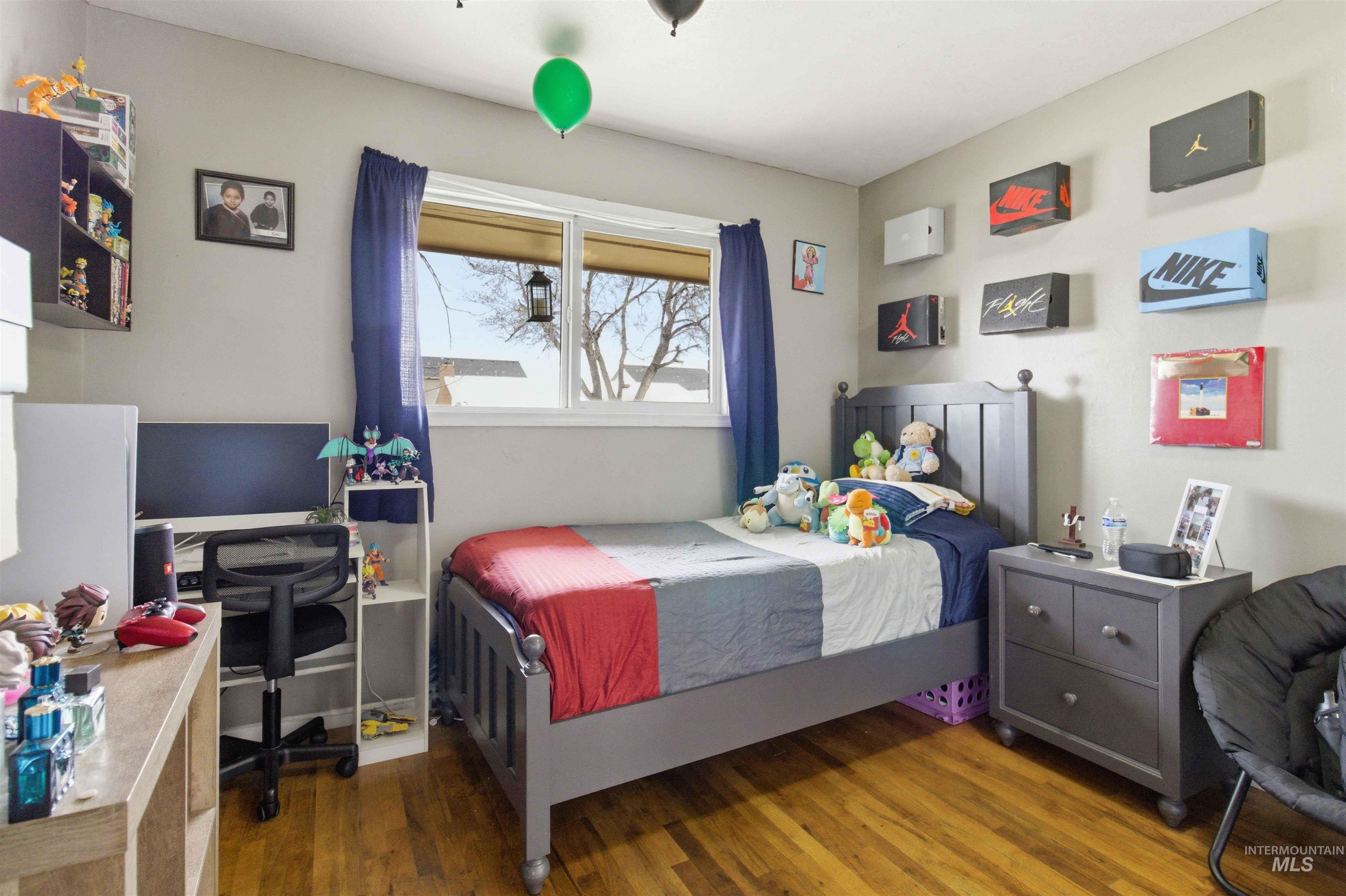 885 E 17th N, Mountain Home, Idaho 83647, 3 Bedrooms, 1 Bathroom, Residential For Sale, Price $250,000,MLS 98977997