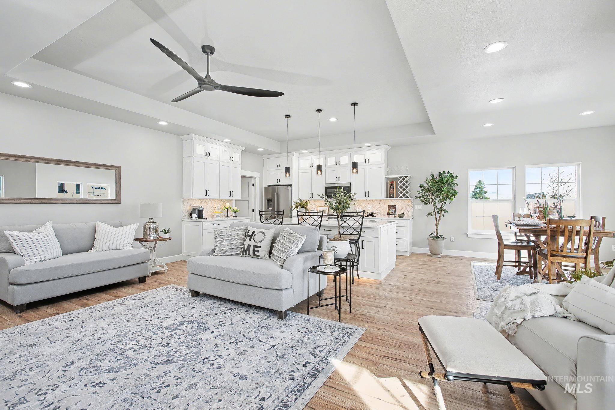 3213 Blackhawk Crt, Lewiston, Idaho 83501, 3 Bedrooms, 2 Bathrooms, Residential For Sale, Price $699,900,MLS 98978000