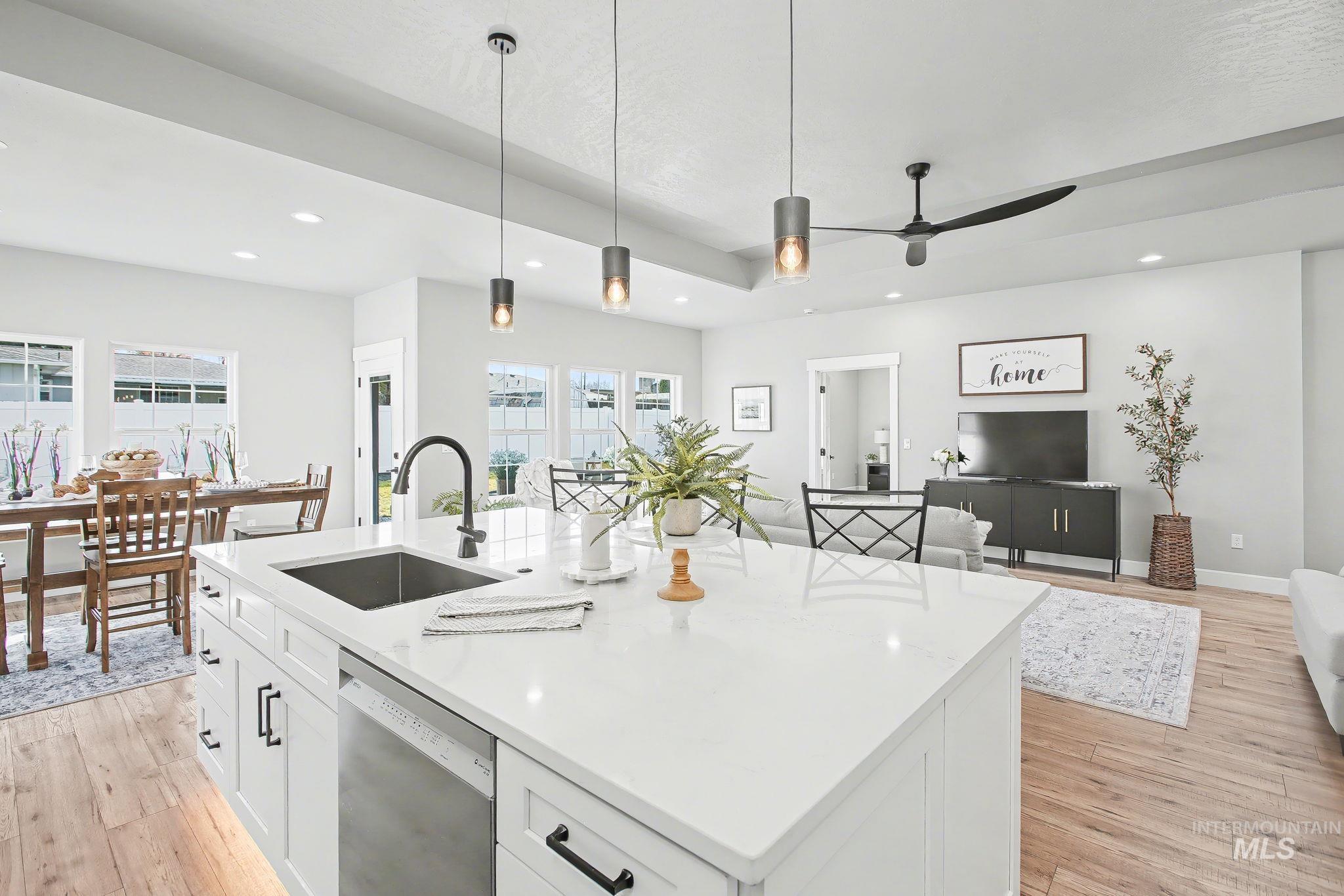 3213 Blackhawk Crt, Lewiston, Idaho 83501, 3 Bedrooms, 2 Bathrooms, Residential For Sale, Price $699,900,MLS 98978000