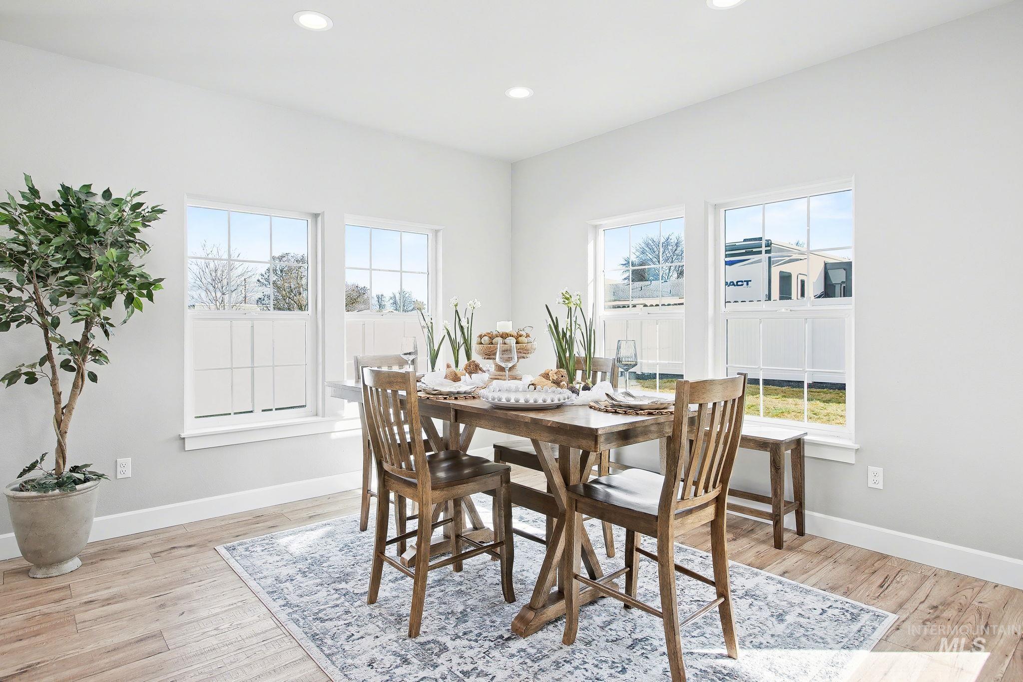 3213 Blackhawk Crt, Lewiston, Idaho 83501, 3 Bedrooms, 2 Bathrooms, Residential For Sale, Price $699,900,MLS 98978000