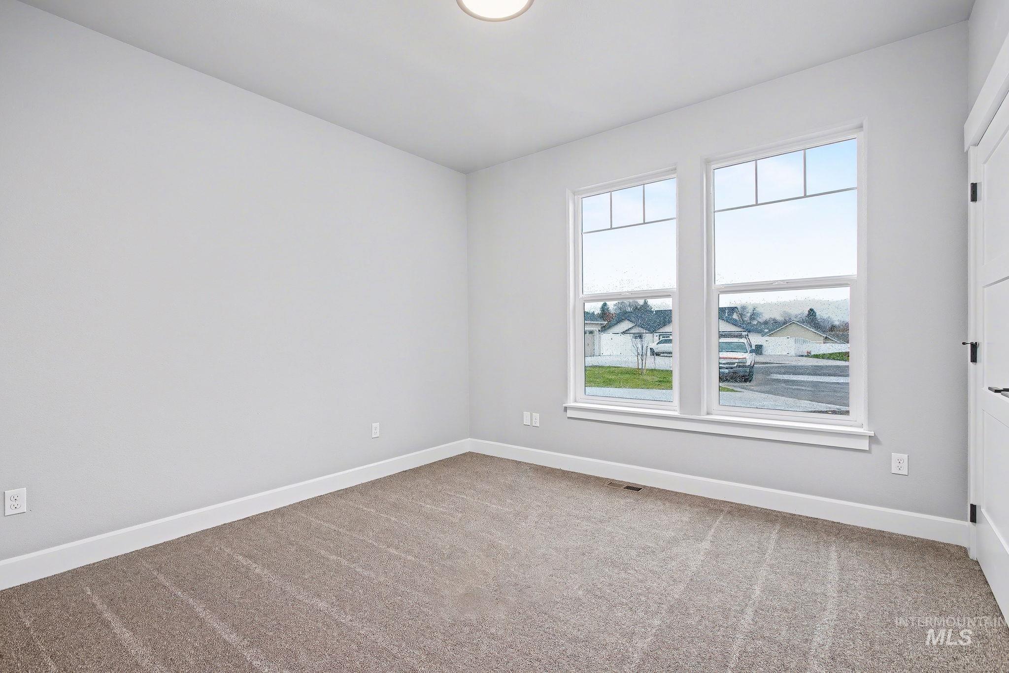 3213 Blackhawk Crt, Lewiston, Idaho 83501, 3 Bedrooms, 2 Bathrooms, Residential For Sale, Price $699,900,MLS 98978000