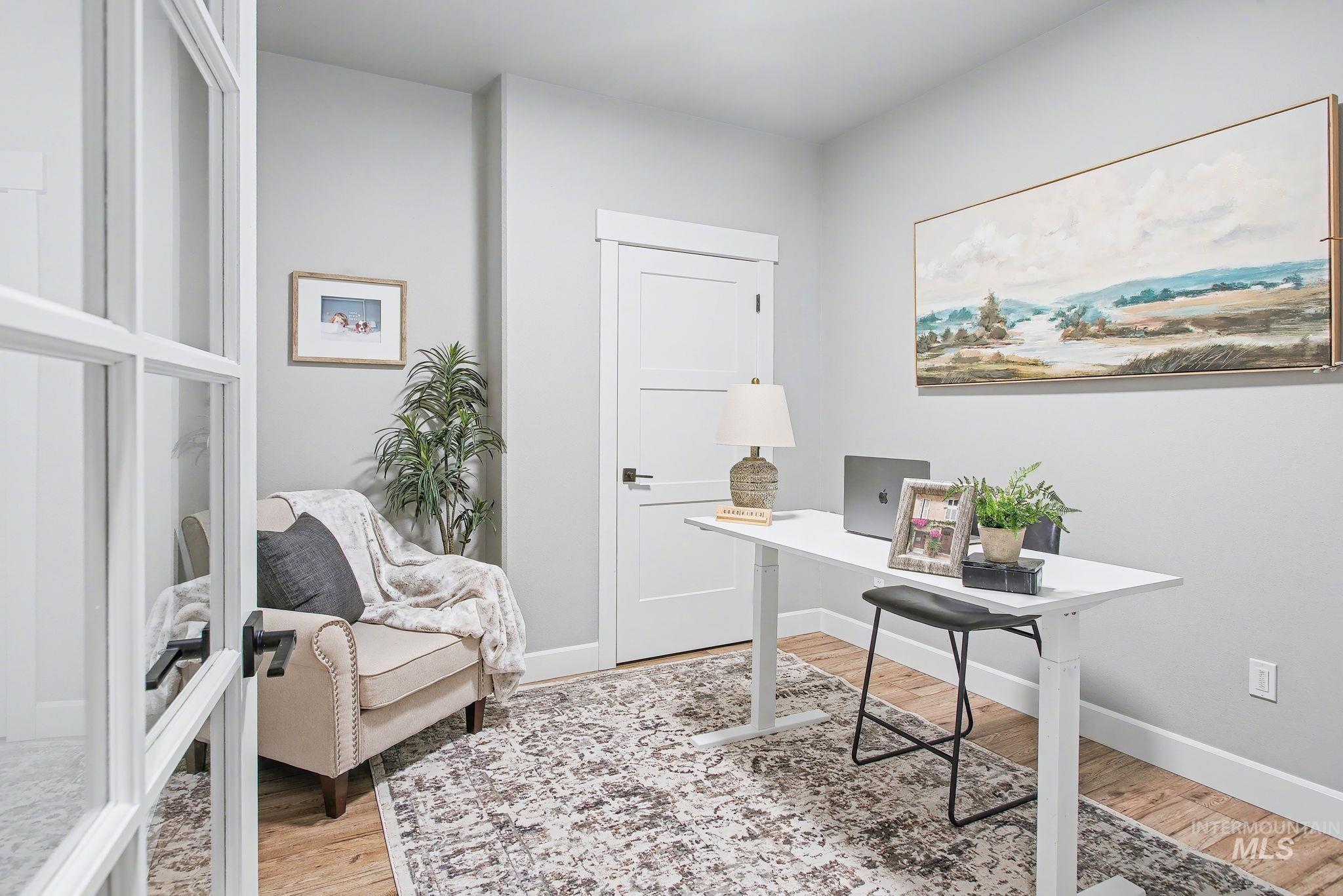 3213 Blackhawk Crt, Lewiston, Idaho 83501, 3 Bedrooms, 2 Bathrooms, Residential For Sale, Price $699,900,MLS 98978000