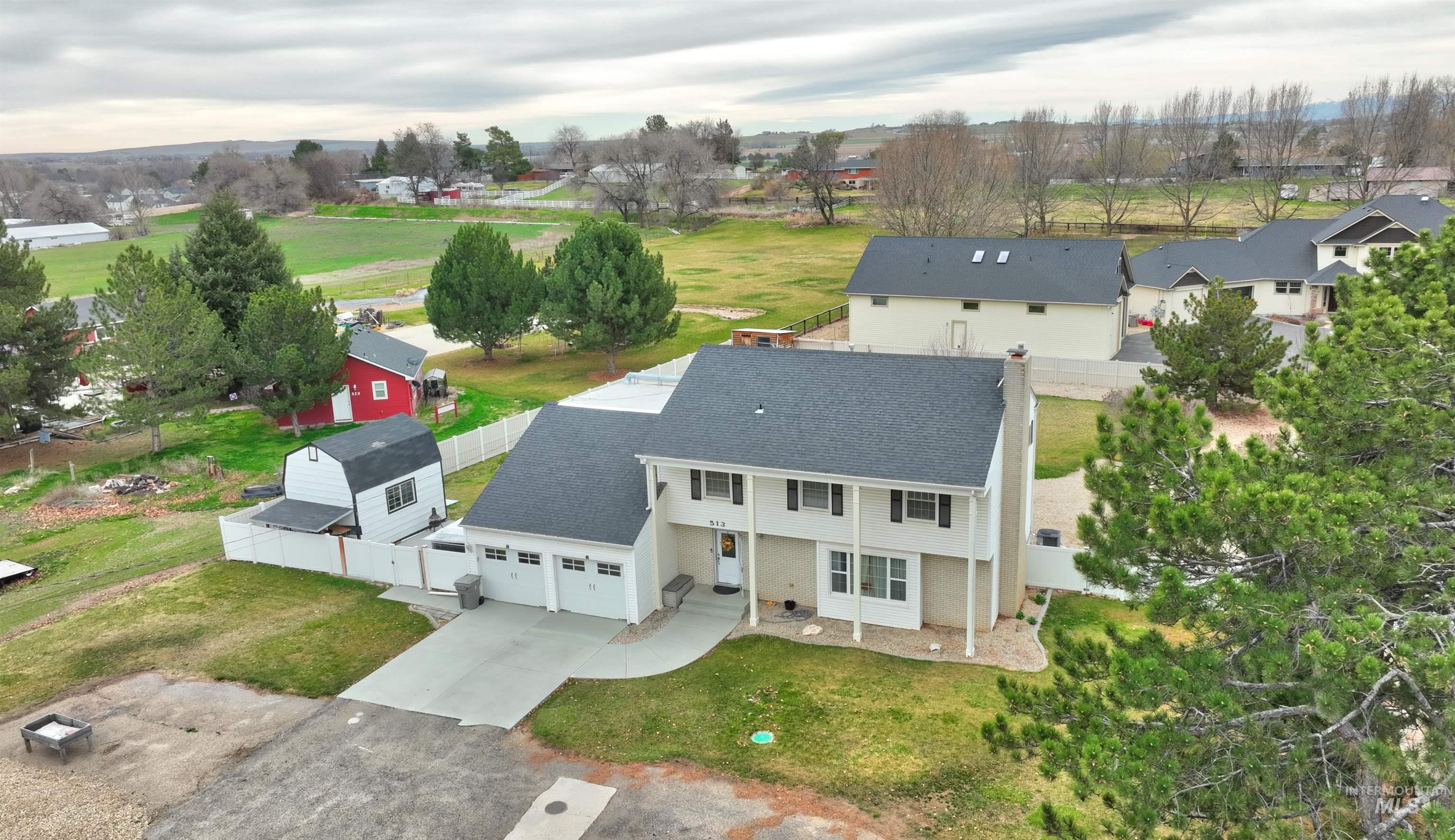 513 Ruth Ln., Nampa, Idaho 83686, 6 Bedrooms, 3.5 Bathrooms, Residential For Sale, Price $740,000,MLS 98978002