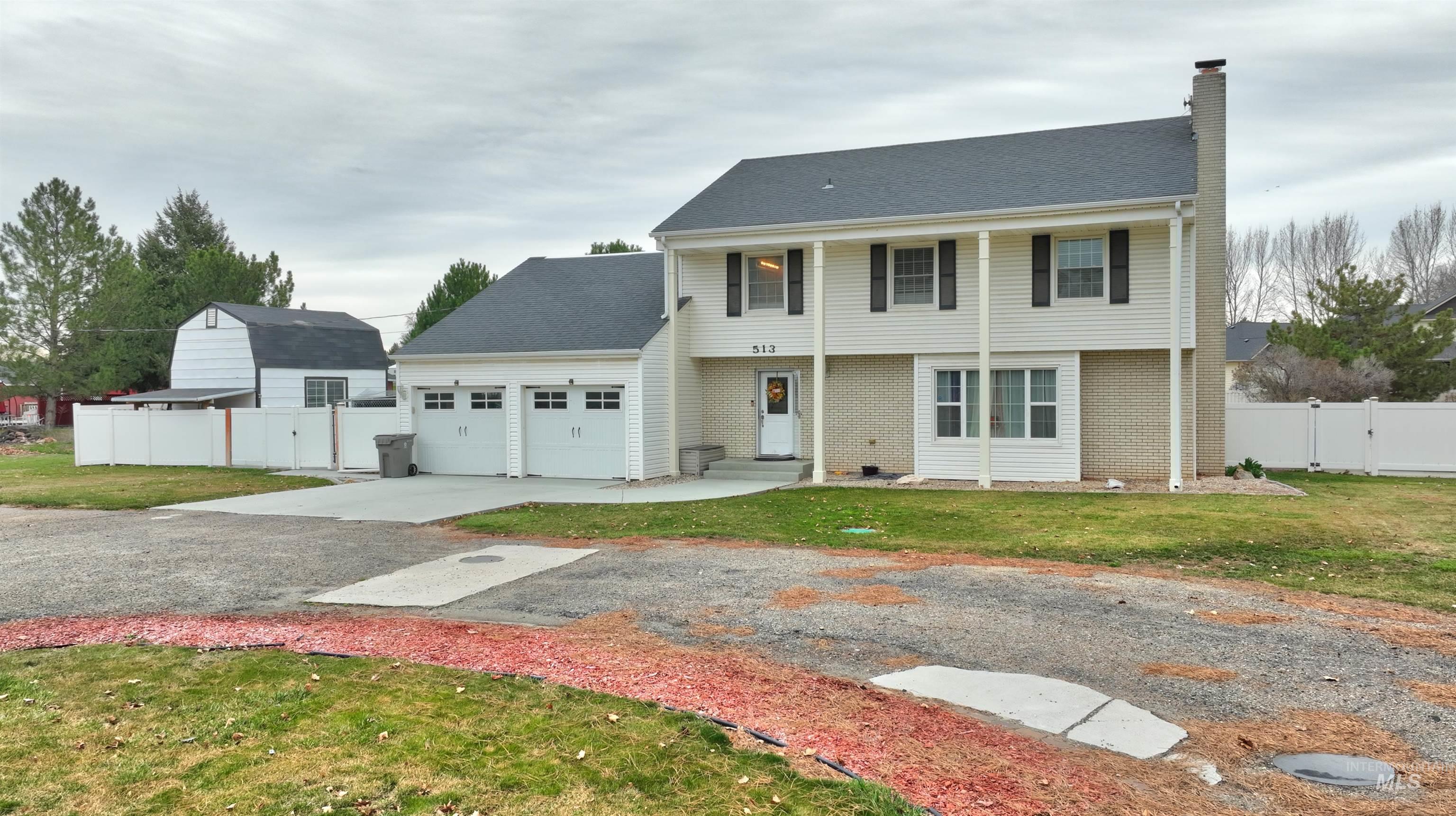 513 Ruth Ln., Nampa, Idaho 83686, 6 Bedrooms, 3.5 Bathrooms, Residential For Sale, Price $740,000,MLS 98978002