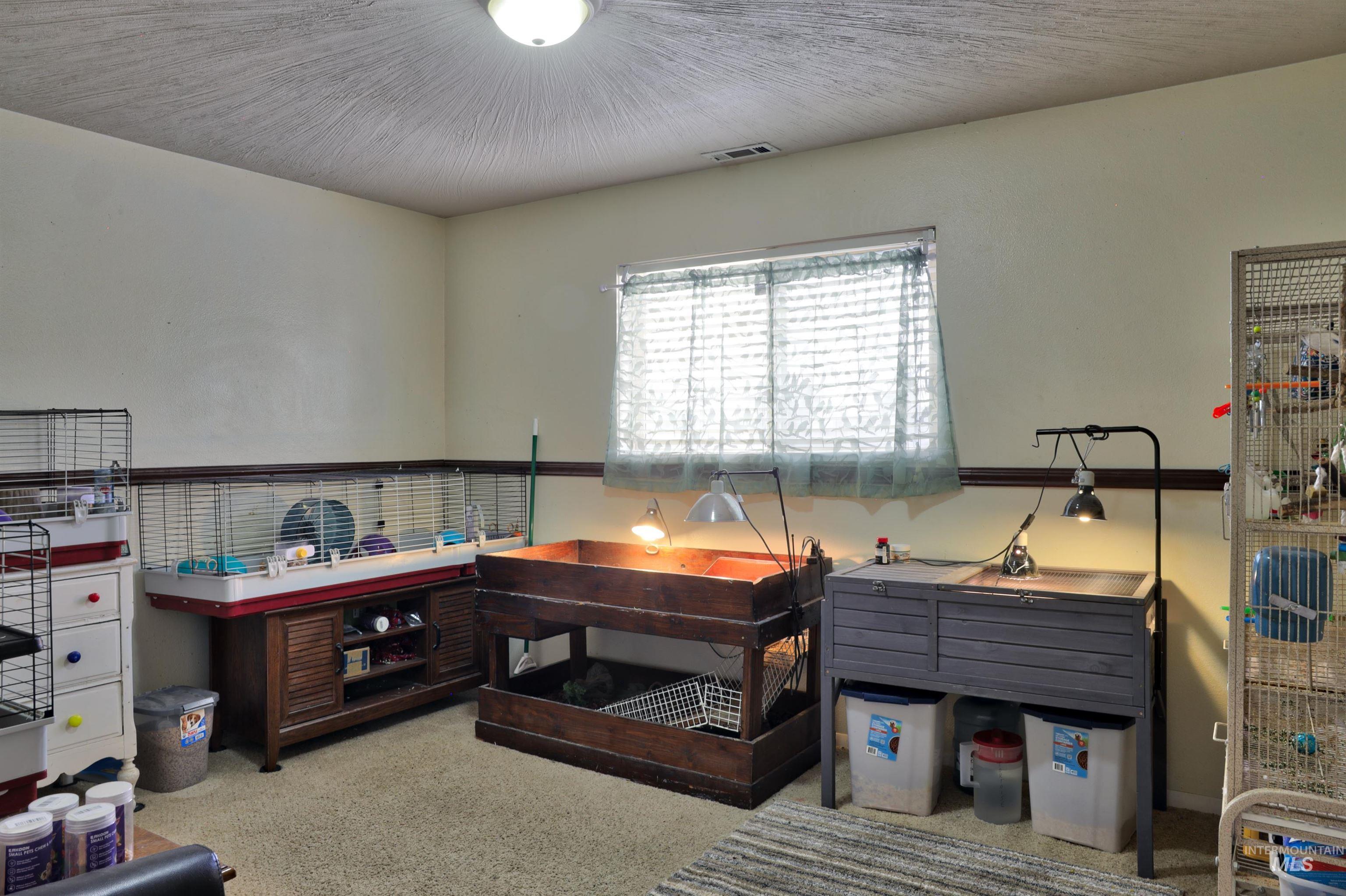 513 Ruth Ln., Nampa, Idaho 83686, 6 Bedrooms, 3.5 Bathrooms, Residential For Sale, Price $740,000,MLS 98978002