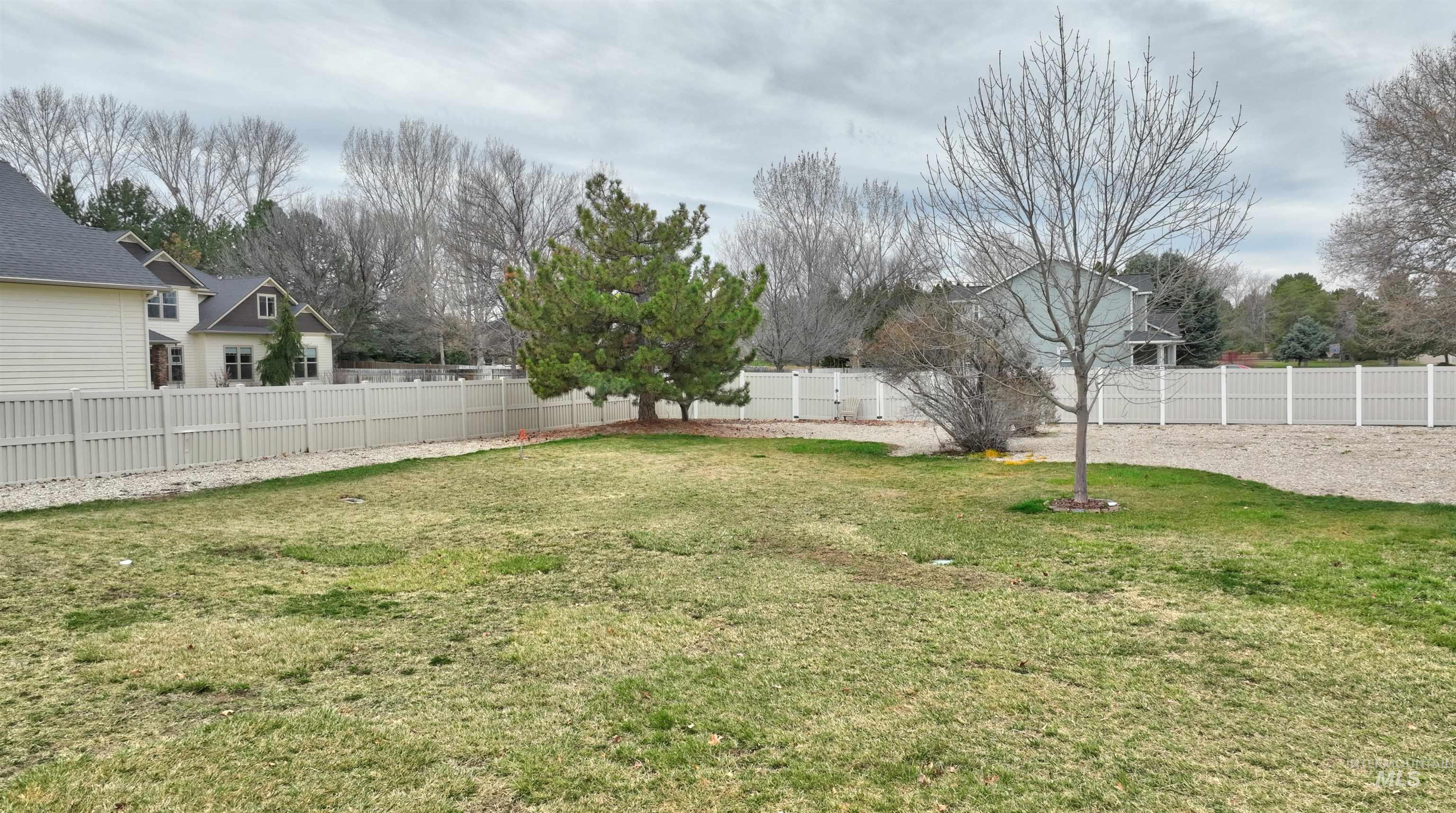 513 Ruth Ln., Nampa, Idaho 83686, 6 Bedrooms, 3.5 Bathrooms, Residential For Sale, Price $740,000,MLS 98978002