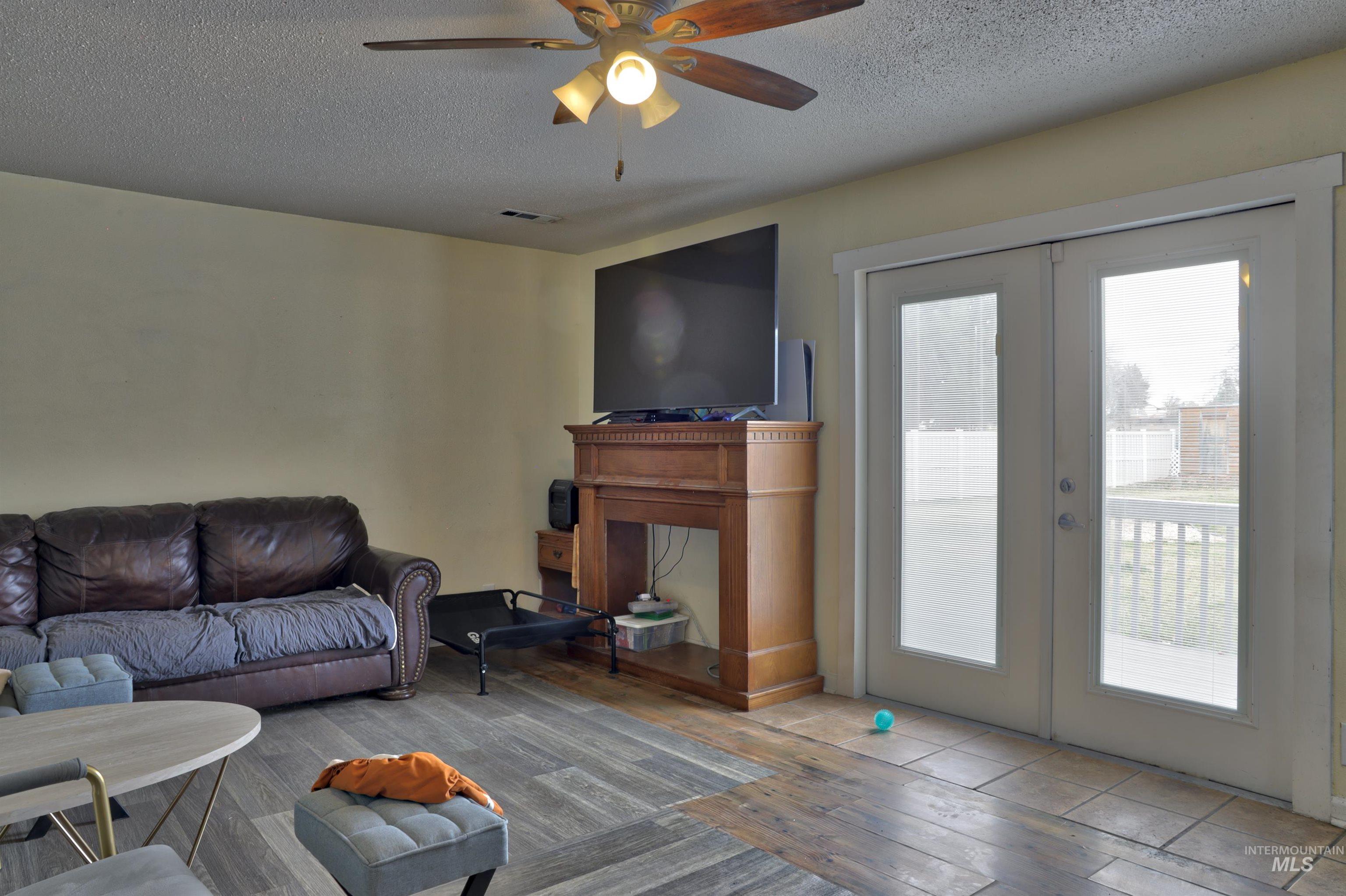 513 Ruth Ln., Nampa, Idaho 83686, 6 Bedrooms, 3.5 Bathrooms, Residential For Sale, Price $740,000,MLS 98978002