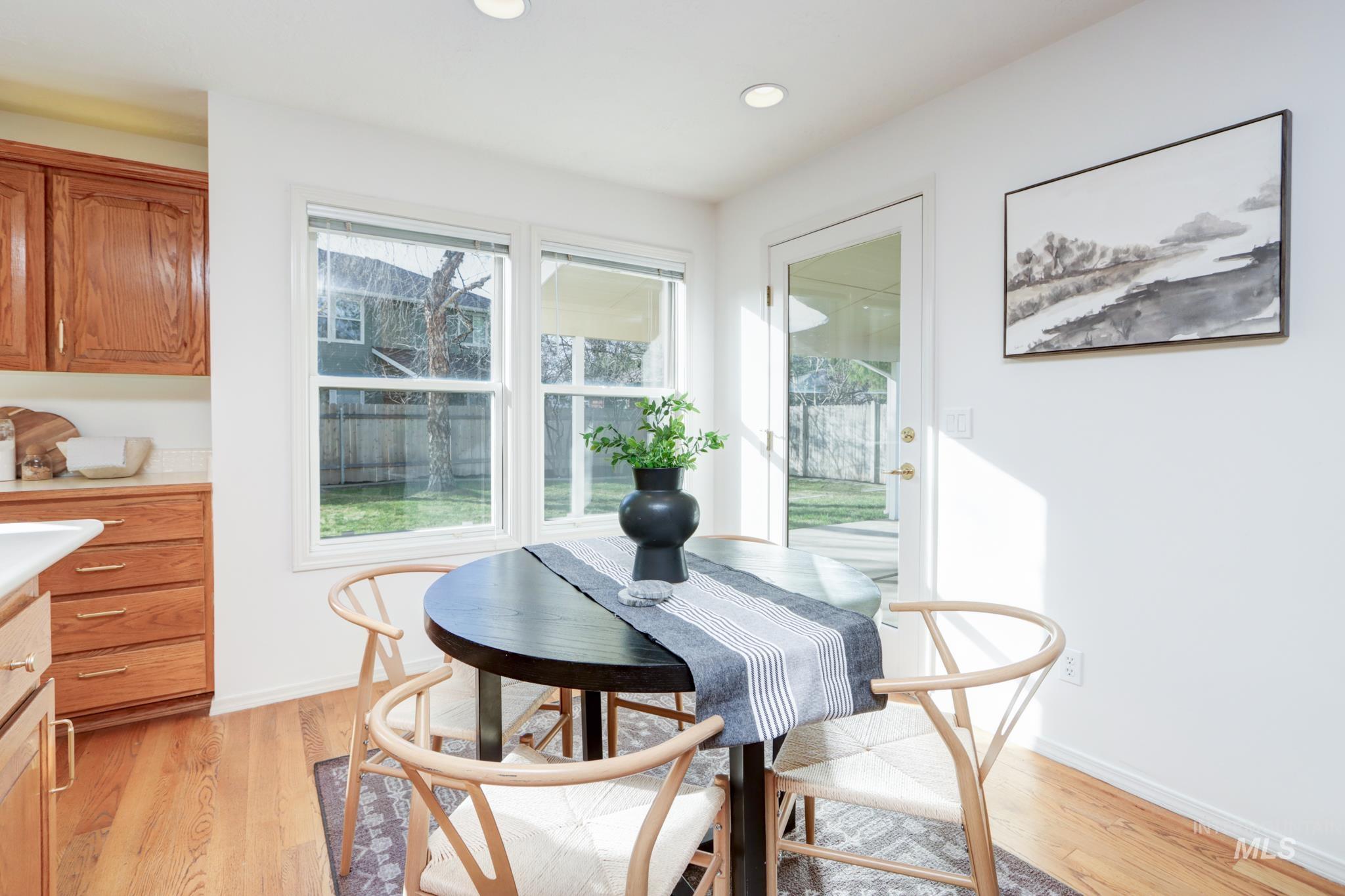 8037 W Innsbrook Ct, Boise, Idaho 83704, 3 Bedrooms, 2.5 Bathrooms, Residential For Sale, Price $734,900,MLS 98978003