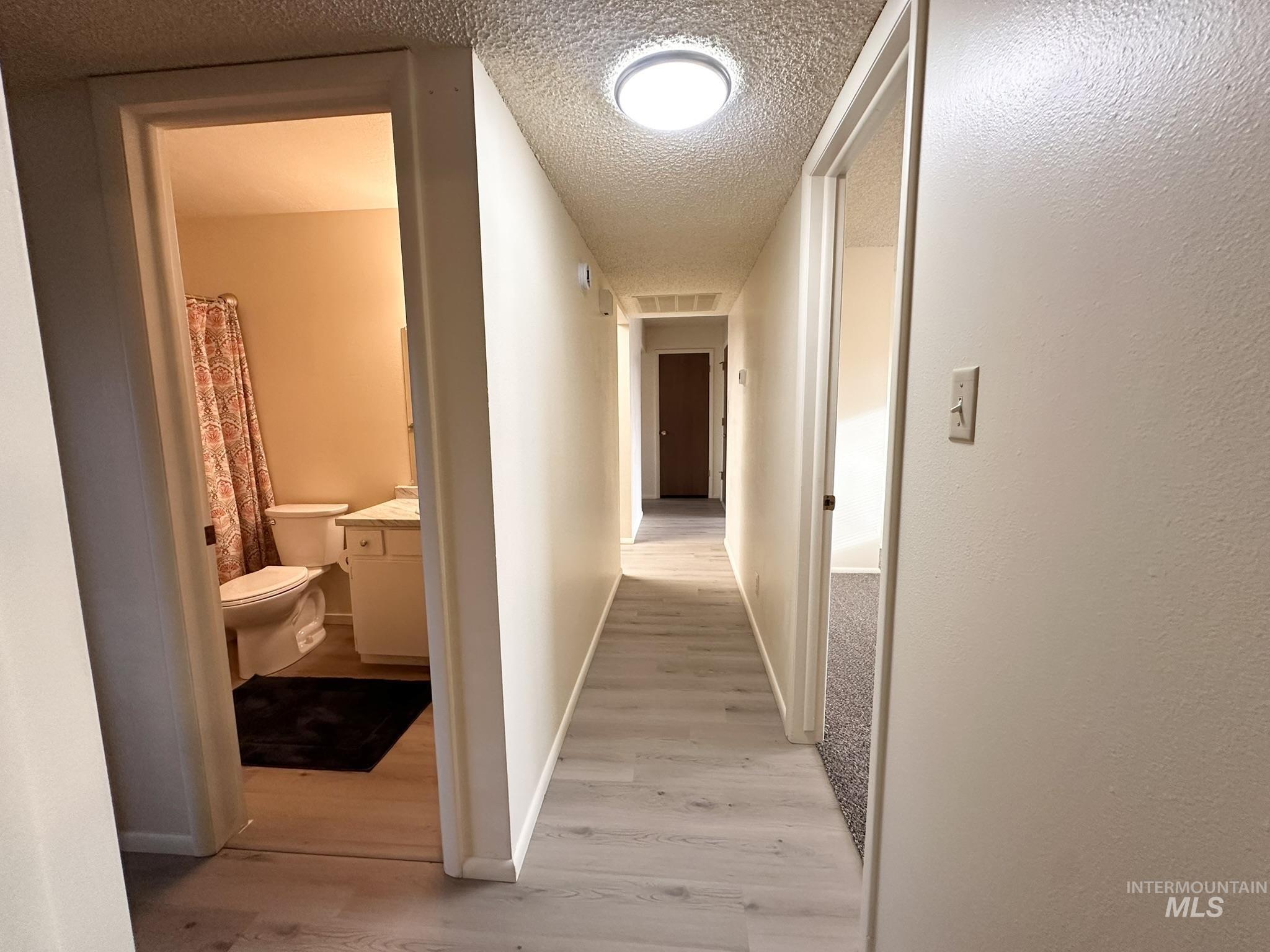 551 Park Meadows Cir, Twin Falls, Idaho 83301, 3 Bedrooms, 2 Bathrooms, Residential For Sale, Price $355,000,MLS 98978004