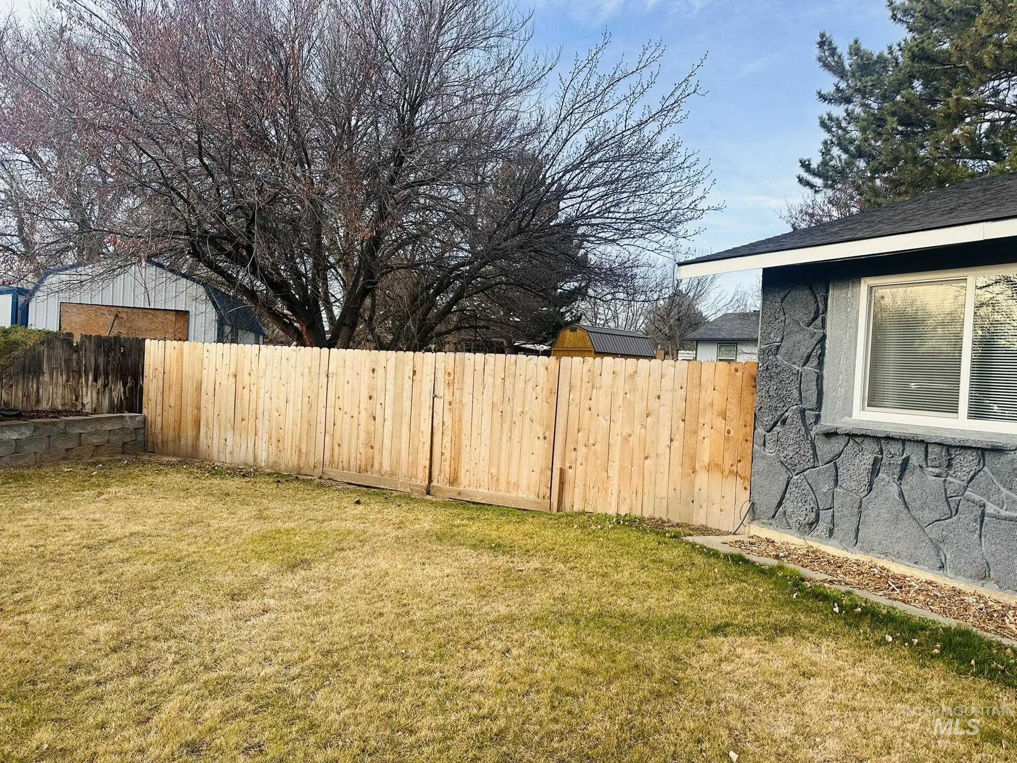 551 Park Meadows Cir, Twin Falls, Idaho 83301, 3 Bedrooms, 2 Bathrooms, Residential For Sale, Price $355,000,MLS 98978004