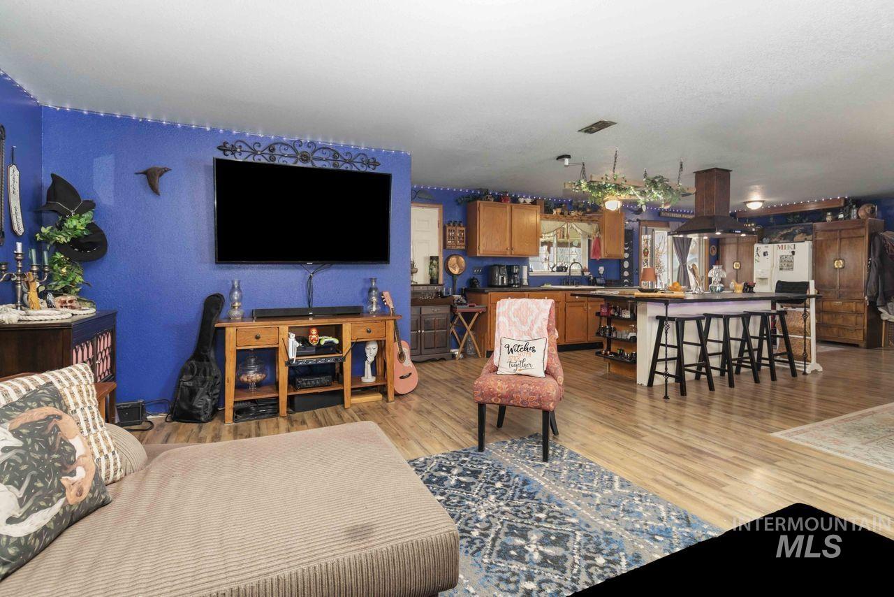 7 Brice Ave W, Middleton, Idaho 83644-3026, 3 Bedrooms, 1 Bathroom, Residential For Sale, Price $279,900,MLS 98978005