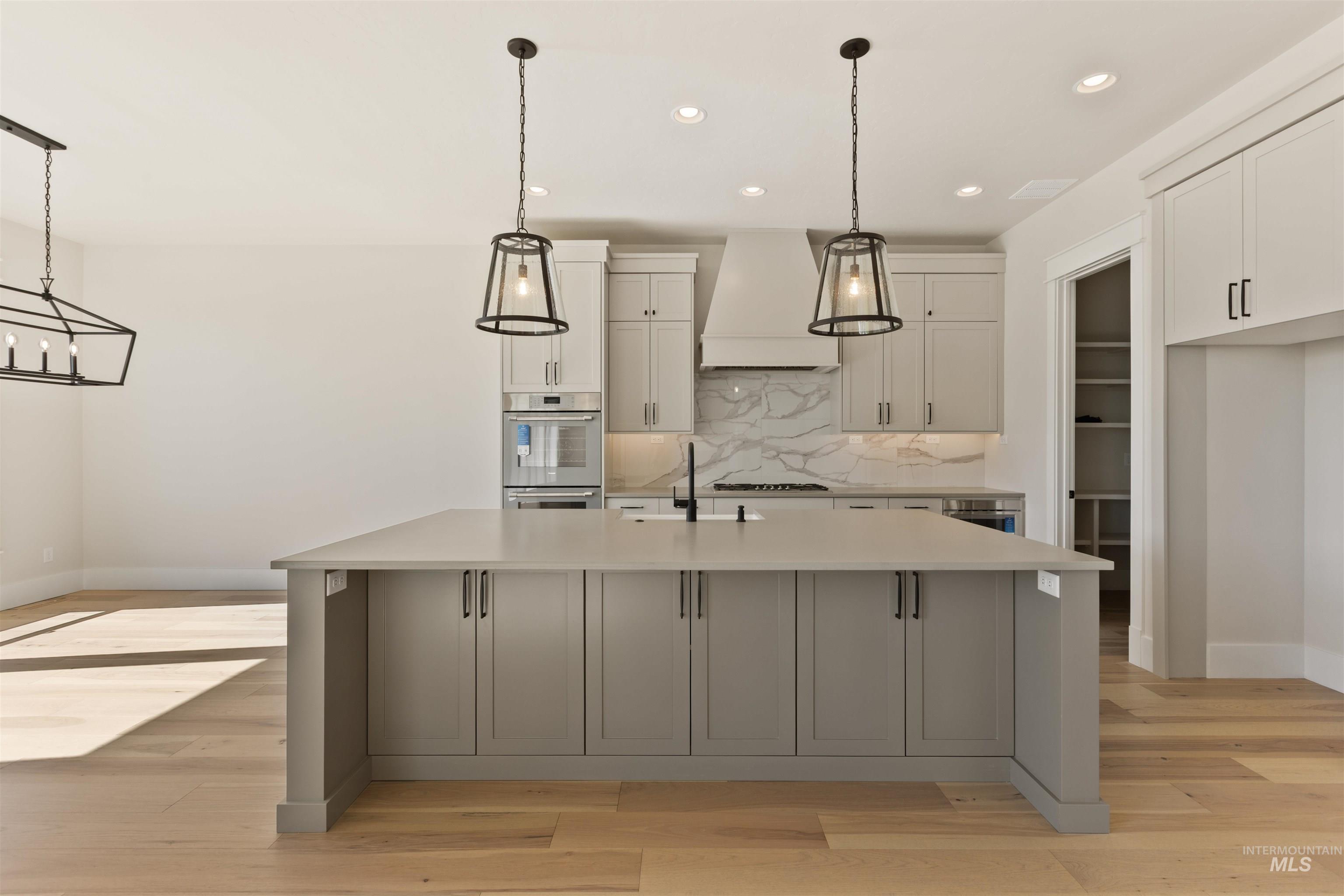 958 E Crescendo St, Meridian, Idaho 83642, 3 Bedrooms, 2.5 Bathrooms, Residential For Sale, Price $849,777, 98978006