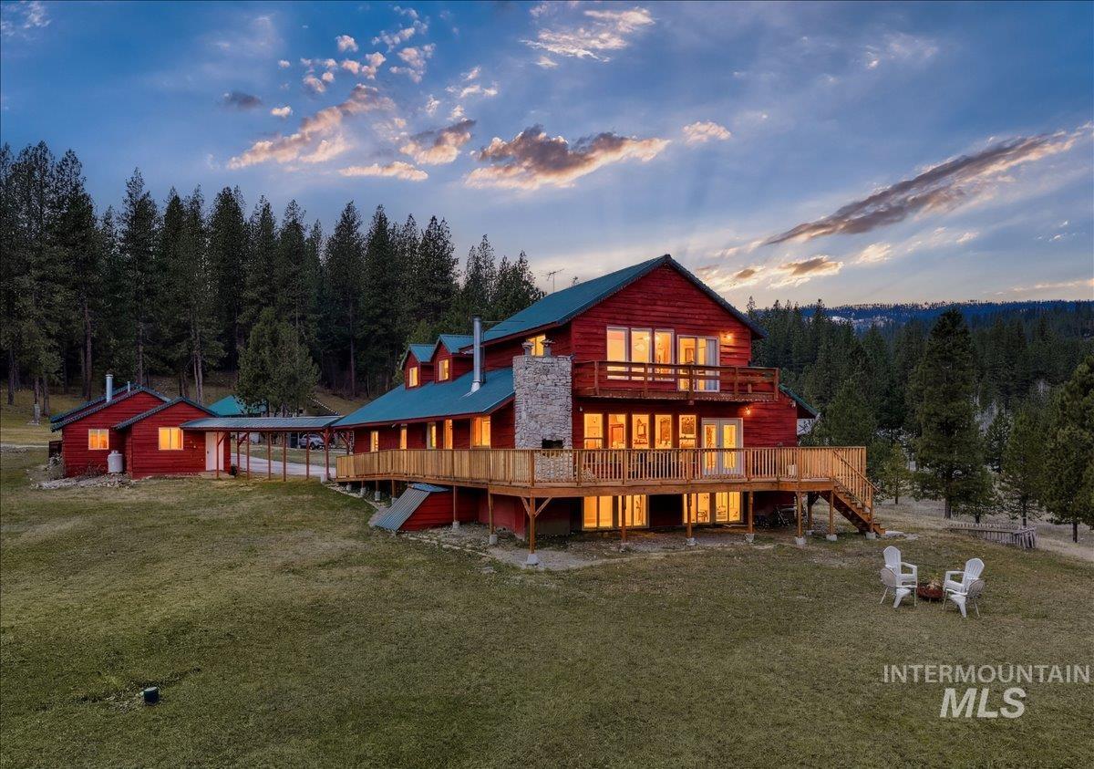 6 E Beck Rd, Garden Valley, Idaho 83622, 4 Bedrooms, 4.5 Bathrooms, Residential For Sale, Price $975,000,MLS 98978008